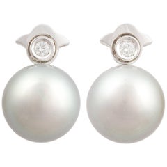 Ella Gafter Black Tahitian Pearl and Diamond White Gold Clip-On Earrings