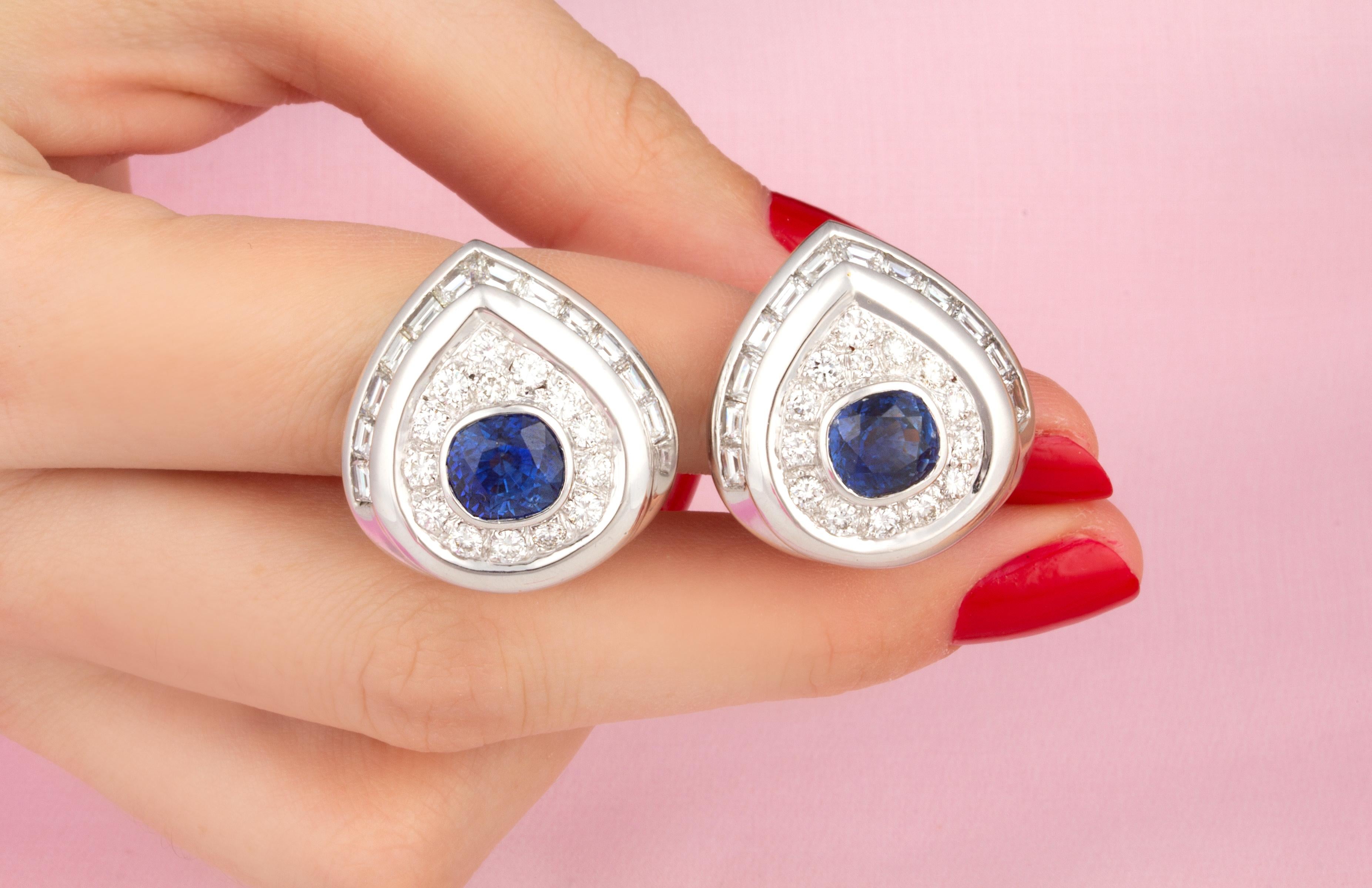 Ella Gafter Blue Ceylon Sapphire Diamond Earrings In New Condition In New York, NY