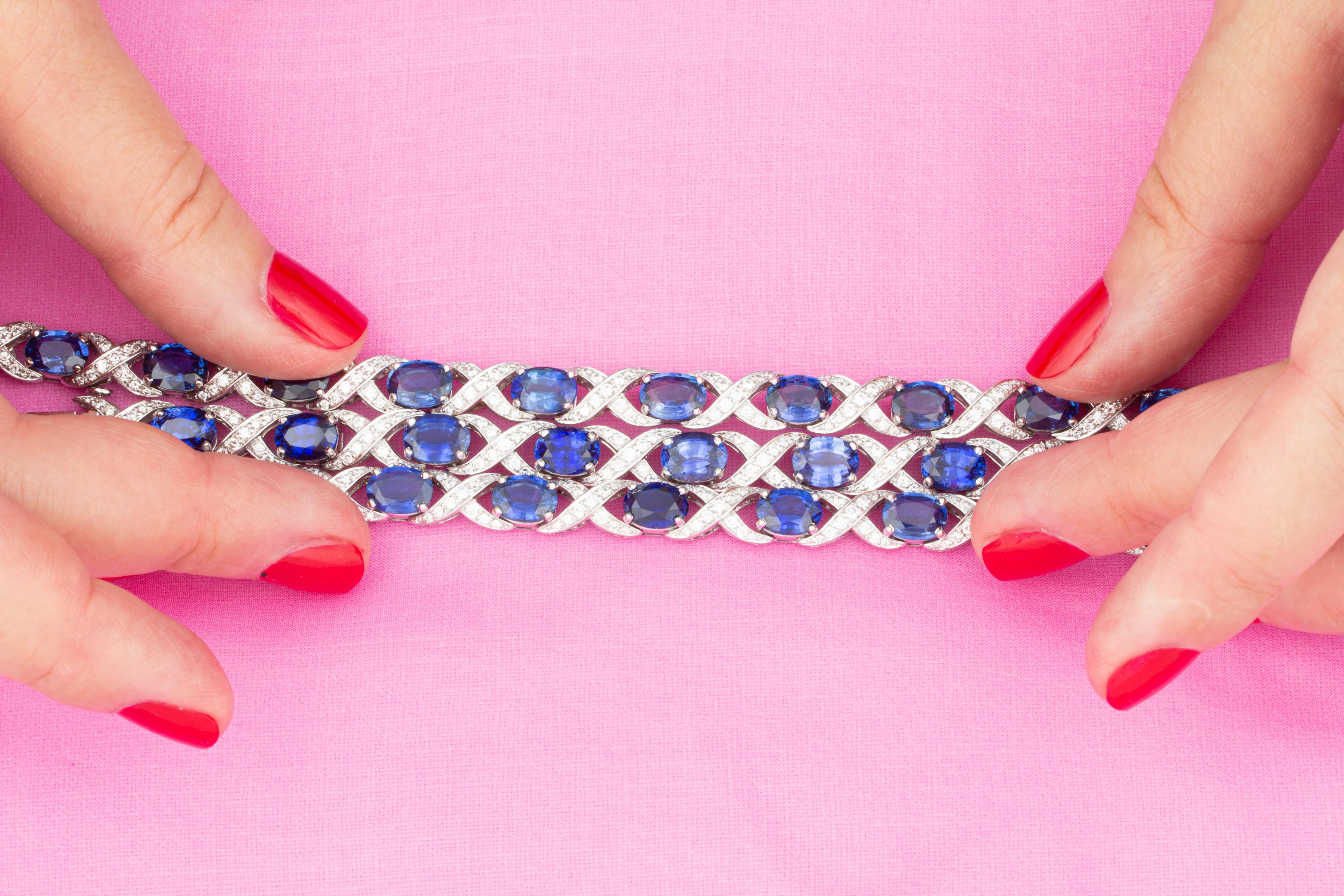 Ella Gafter Blue Sapphire Diamond Flexible Bracelet For Sale 4