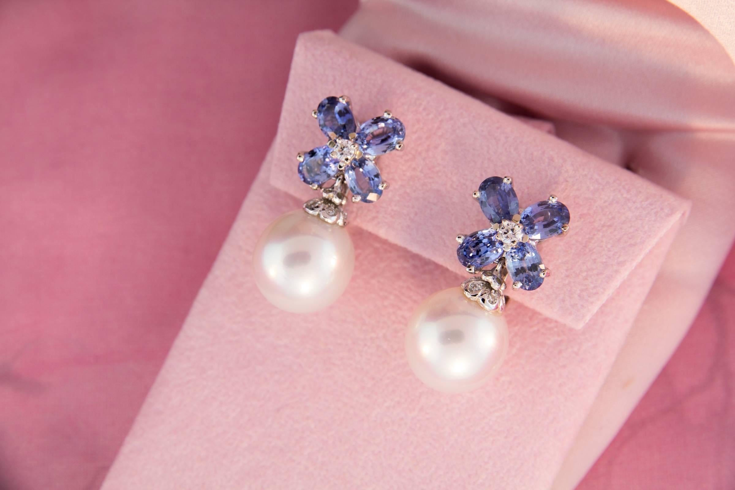 Ella Gafter Blue Sapphire South Sea Pearl and Diamond Flower Drop Earrings In New Condition In New York, NY