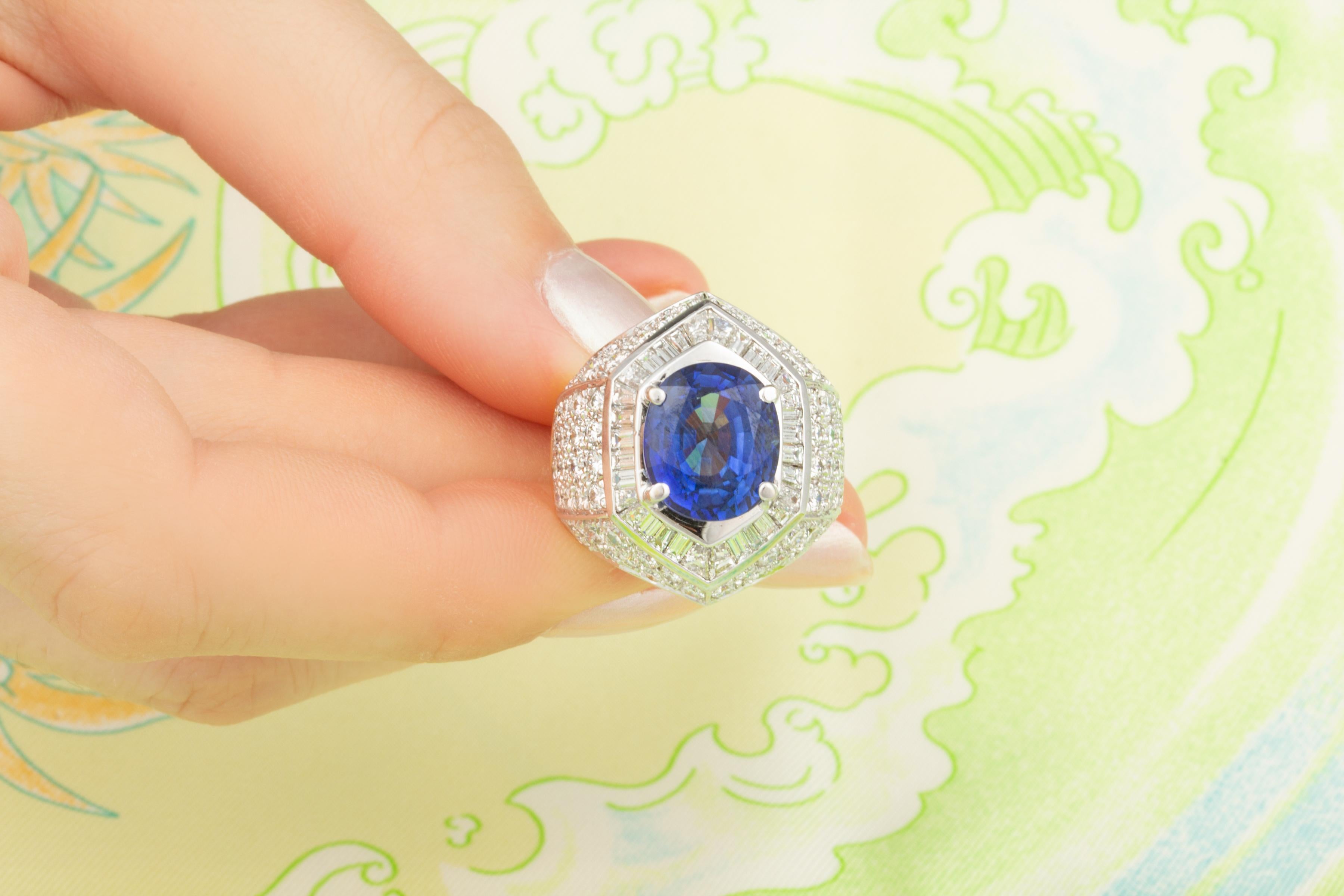 Women's Blue Ceylon Sapphire 8.19 Carats Diamond Cocktail Ring Design by Ella Gafter For Sale