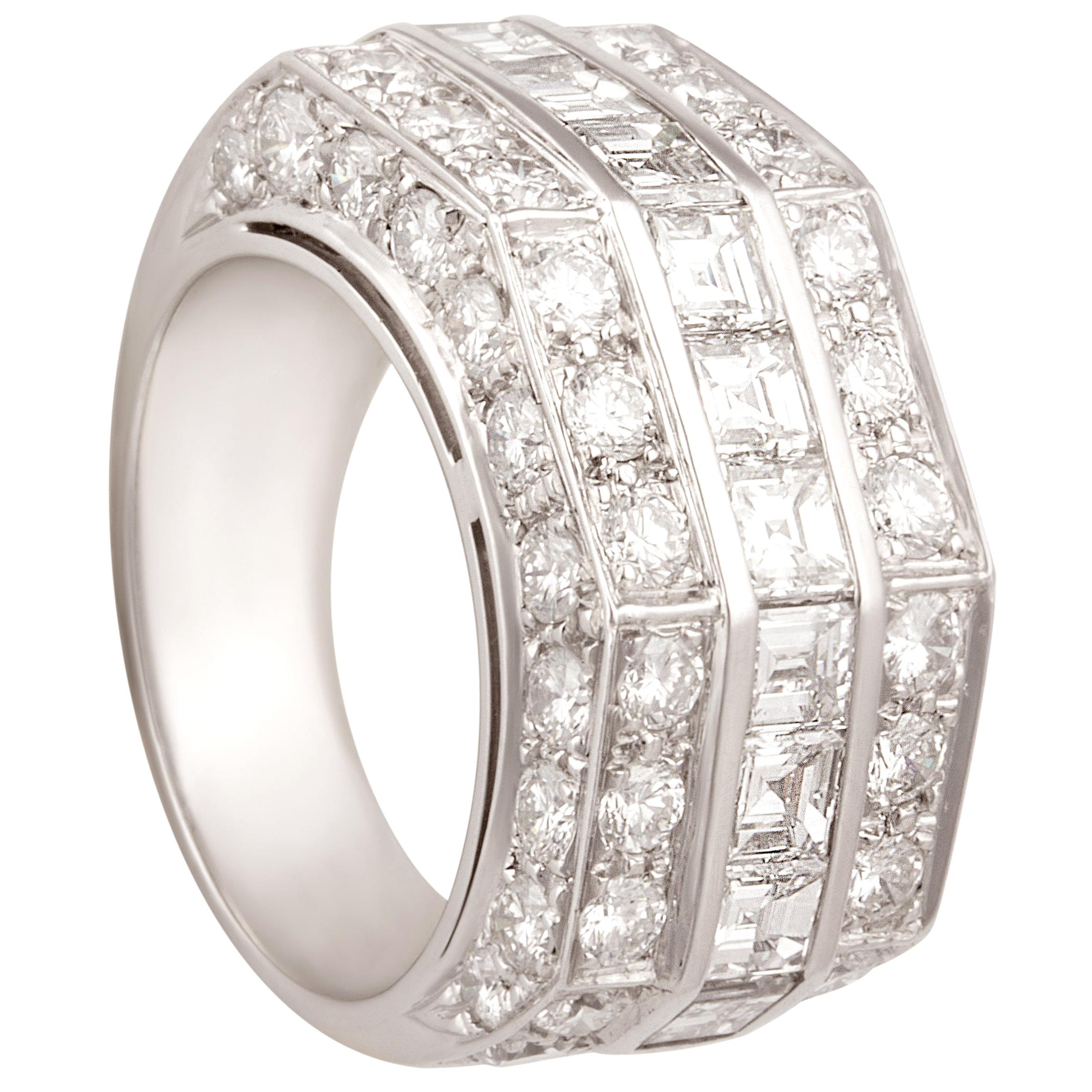 Ella Gafter Diamantring mit Prinzessinnenschliff im Angebot