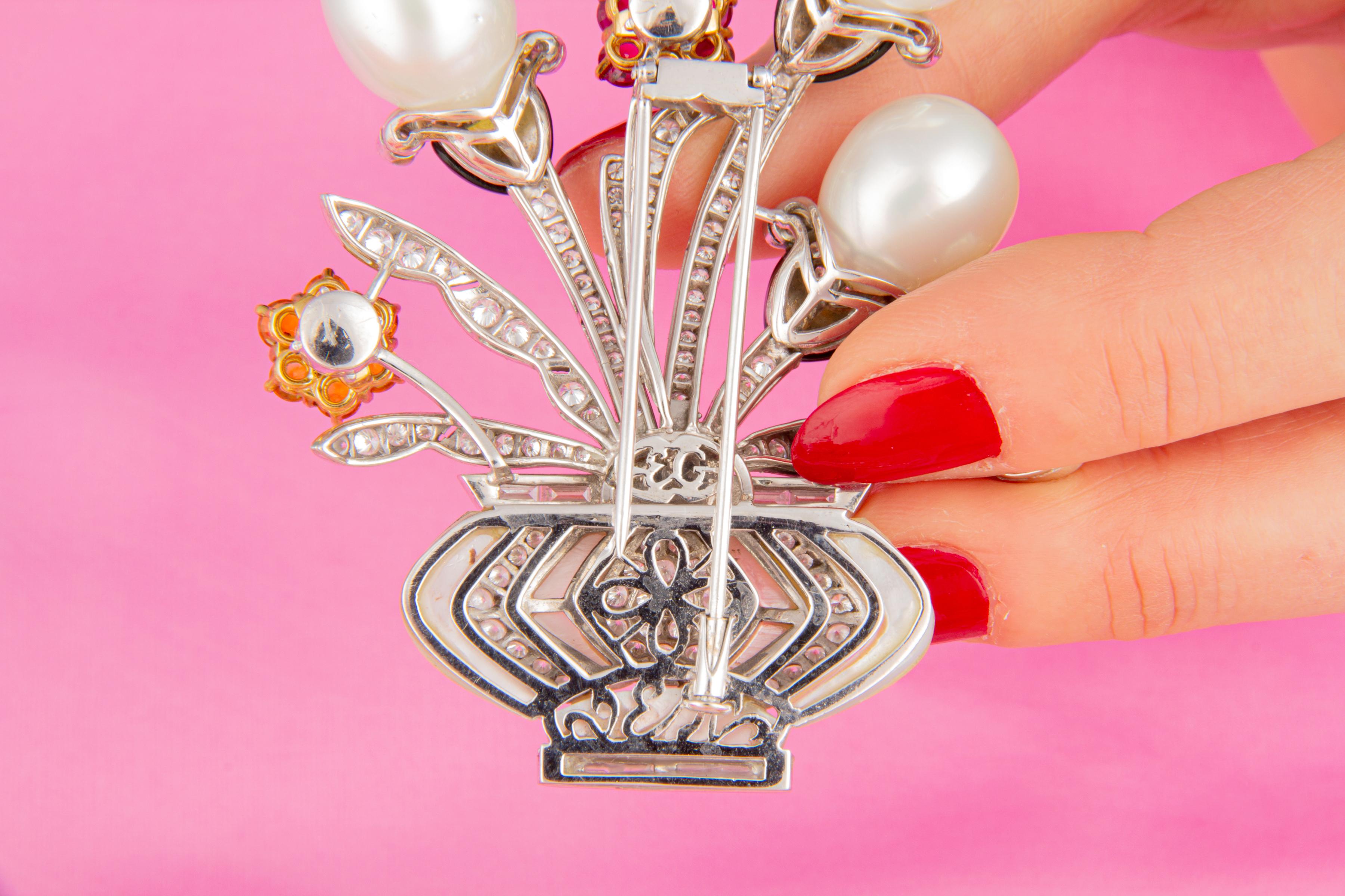 Broche cesta Tremblant Diamantes Piedras de colores Jardinière Diseño de Ella Gafter en Nuevo estado para la venta en New York, NY