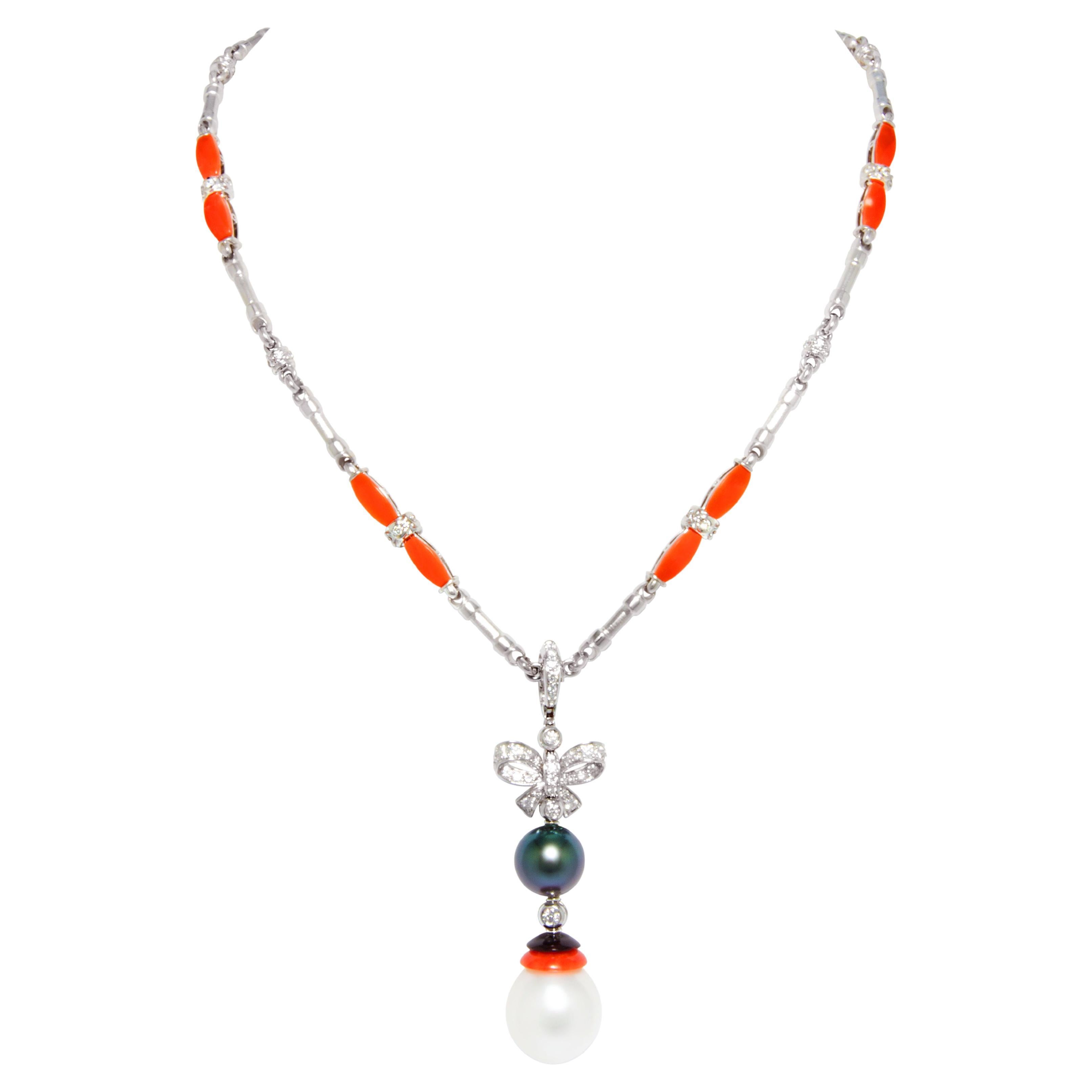 Ella Gafter Art Déco style Diamond Pearl Bow Pendant Necklace