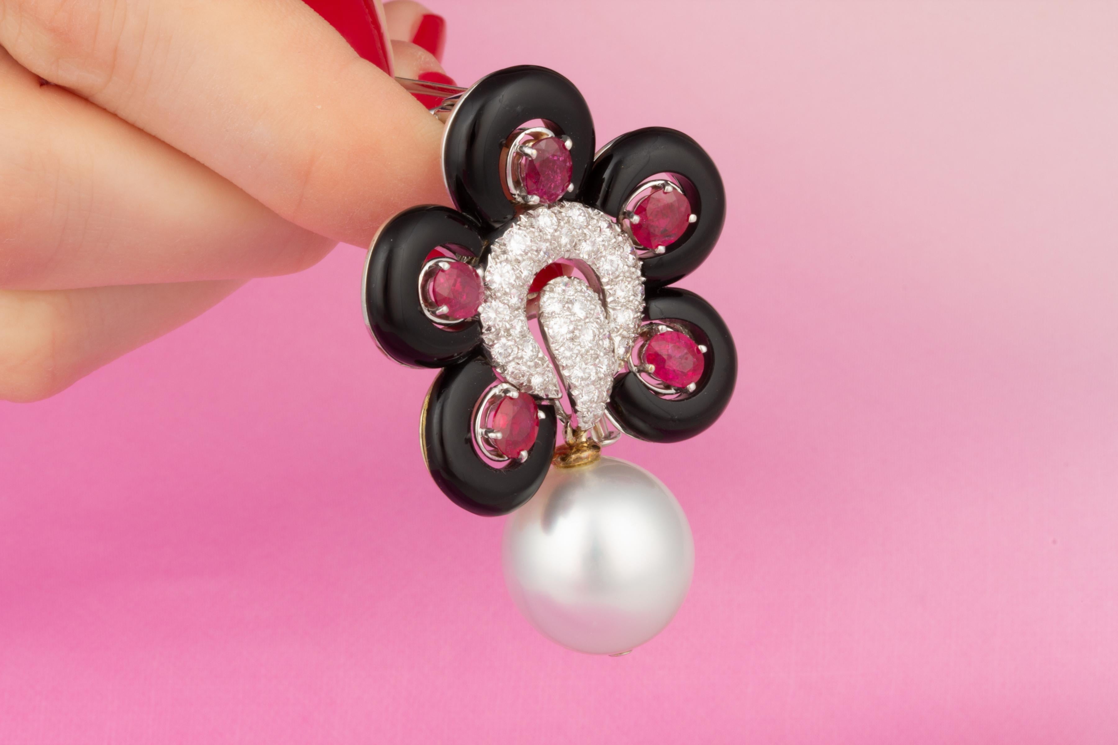 Diamond Ruby Pearl Brooch Pin Flower Art Déco Design by Ella Gafter In New Condition For Sale In New York, NY