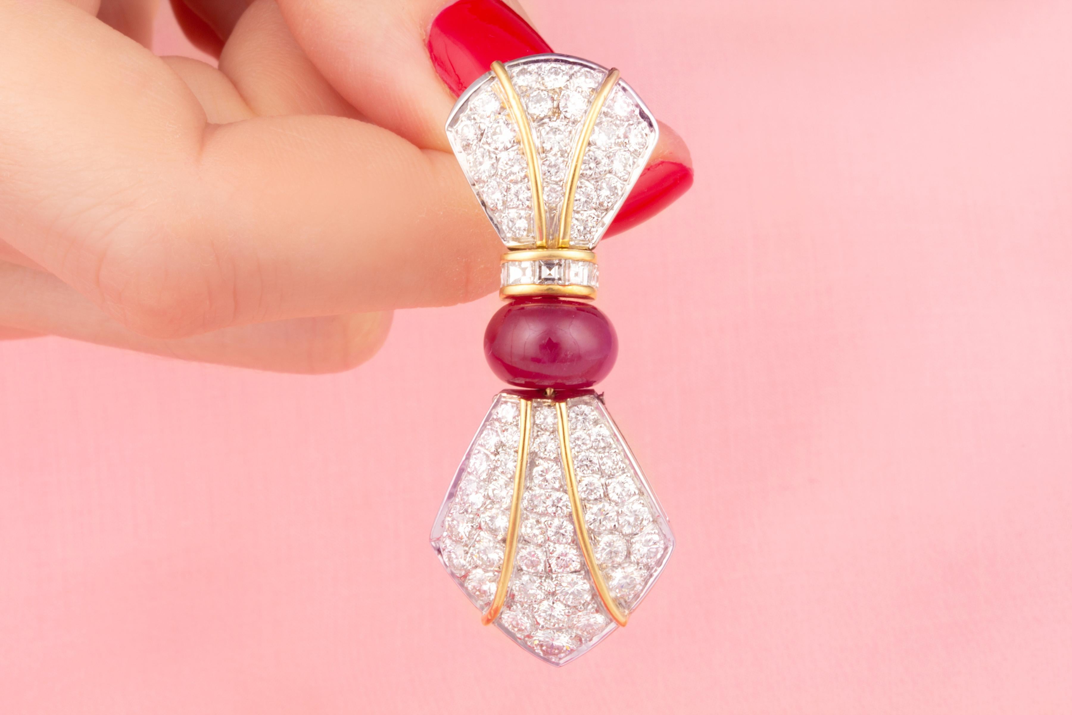 Women's Ella Gafter Diamond White Gold Drop Earrings For Sale