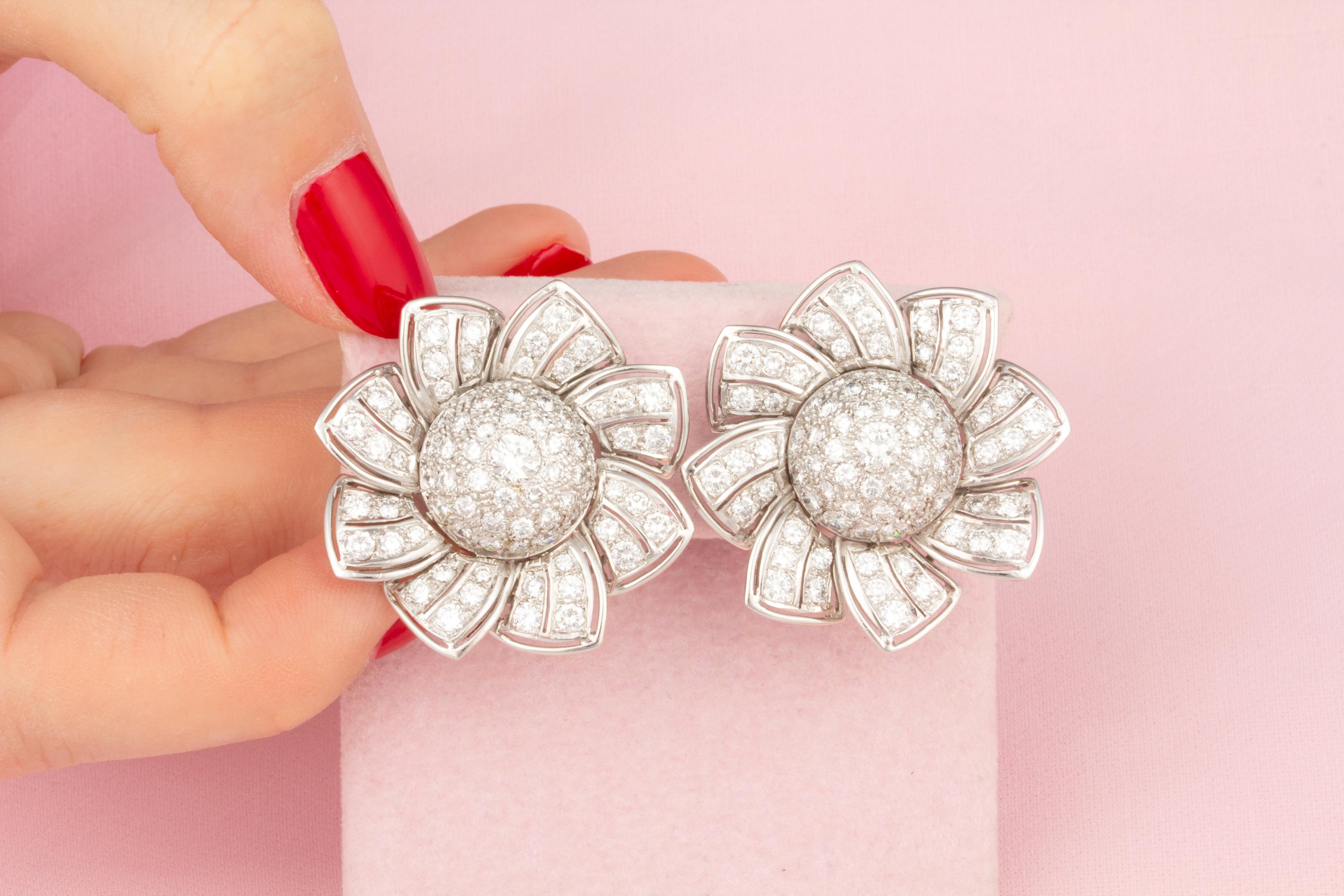 Brilliant Cut Ella Gafter Diamond White Gold Flower Earrings 