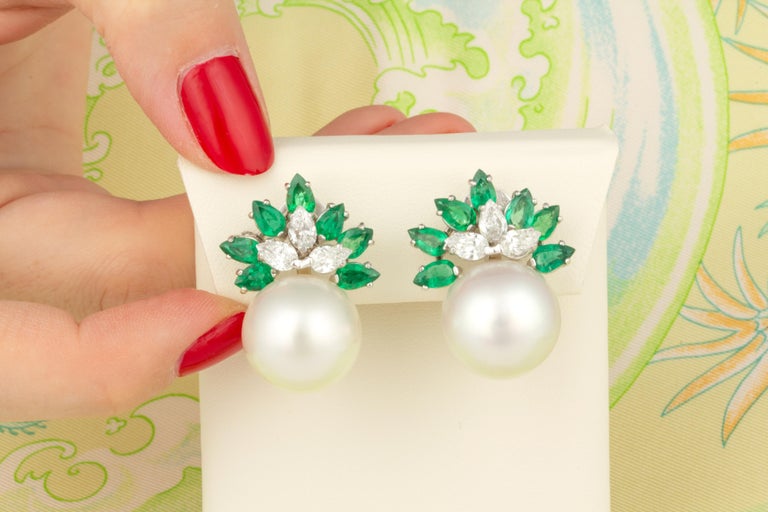 Ella Gafter Emerald Diamond South Sea Pearl Earrings In New Condition For Sale In New York, NY
