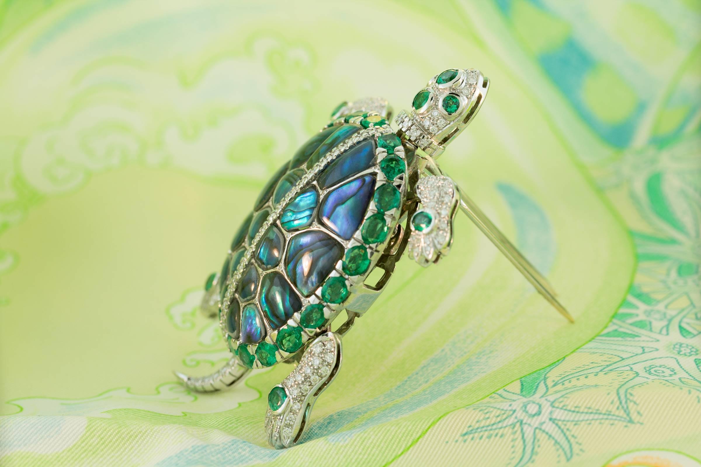 Ella Gafter Turtle Brooch Diamond Emerald   For Sale 1