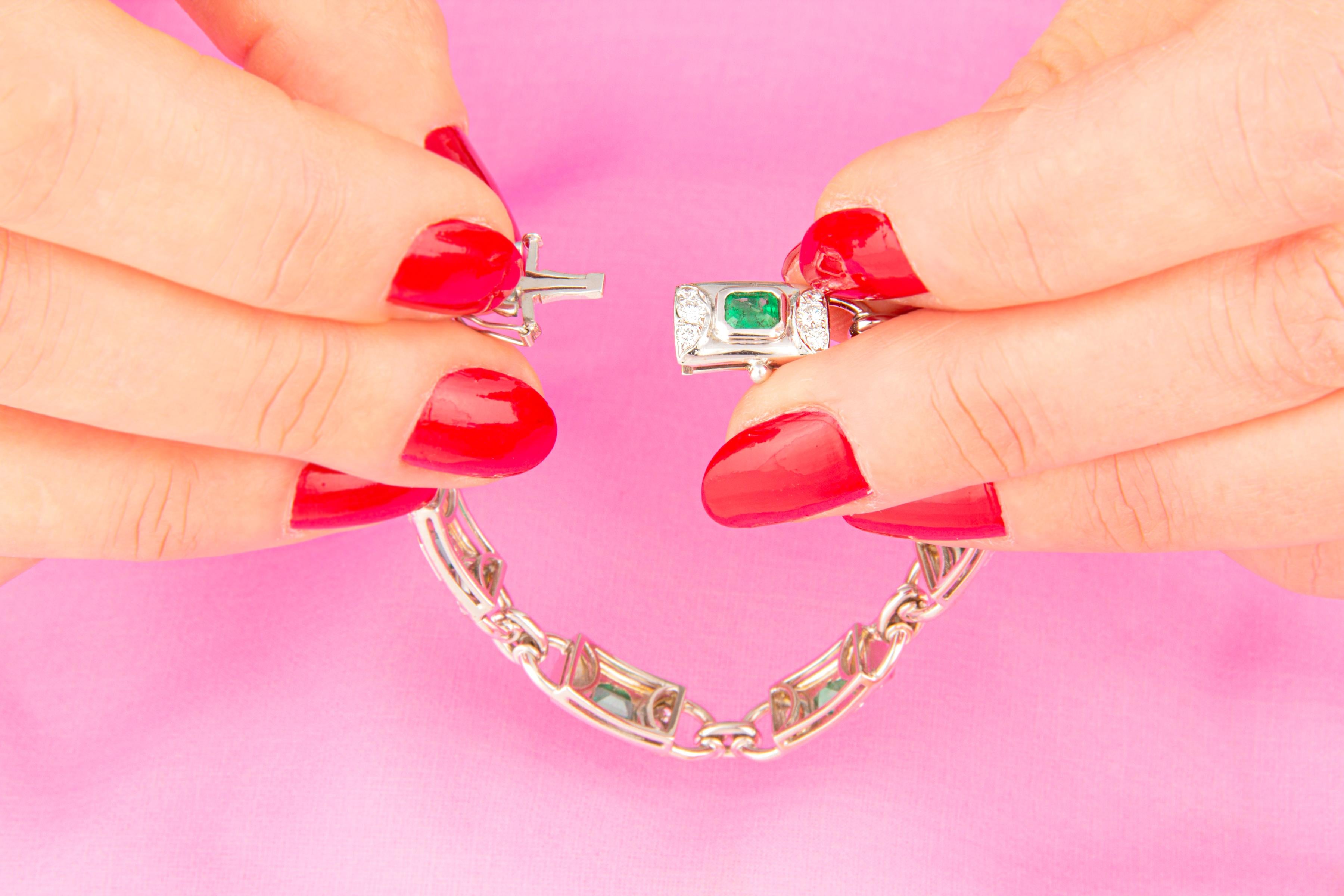 Ella Gafter Emerald Diamond Flexible Tennis Bracelet For Sale 1