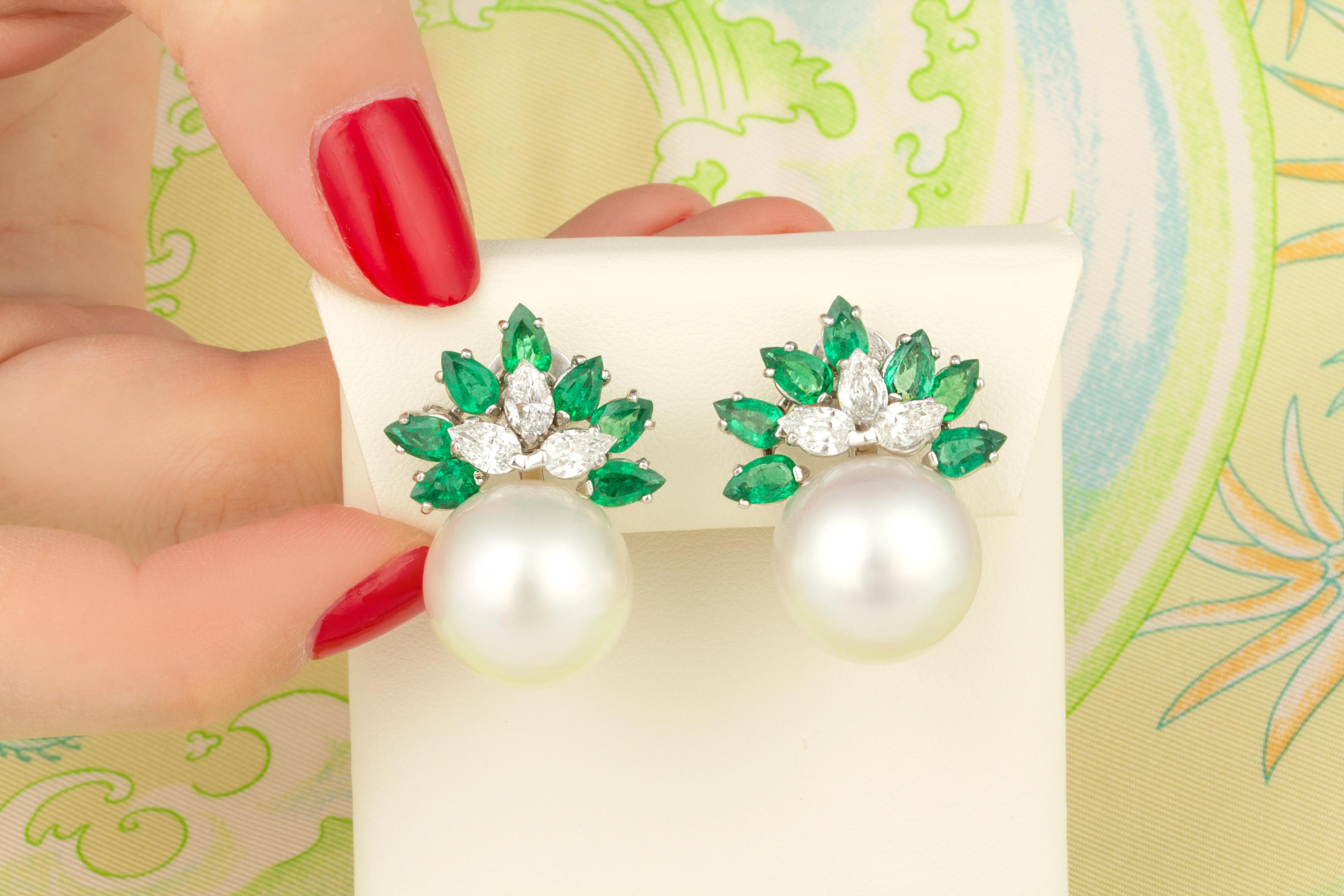 Ella Gafter Emerald Diamond South Sea Pearl Earrings In New Condition For Sale In New York, NY
