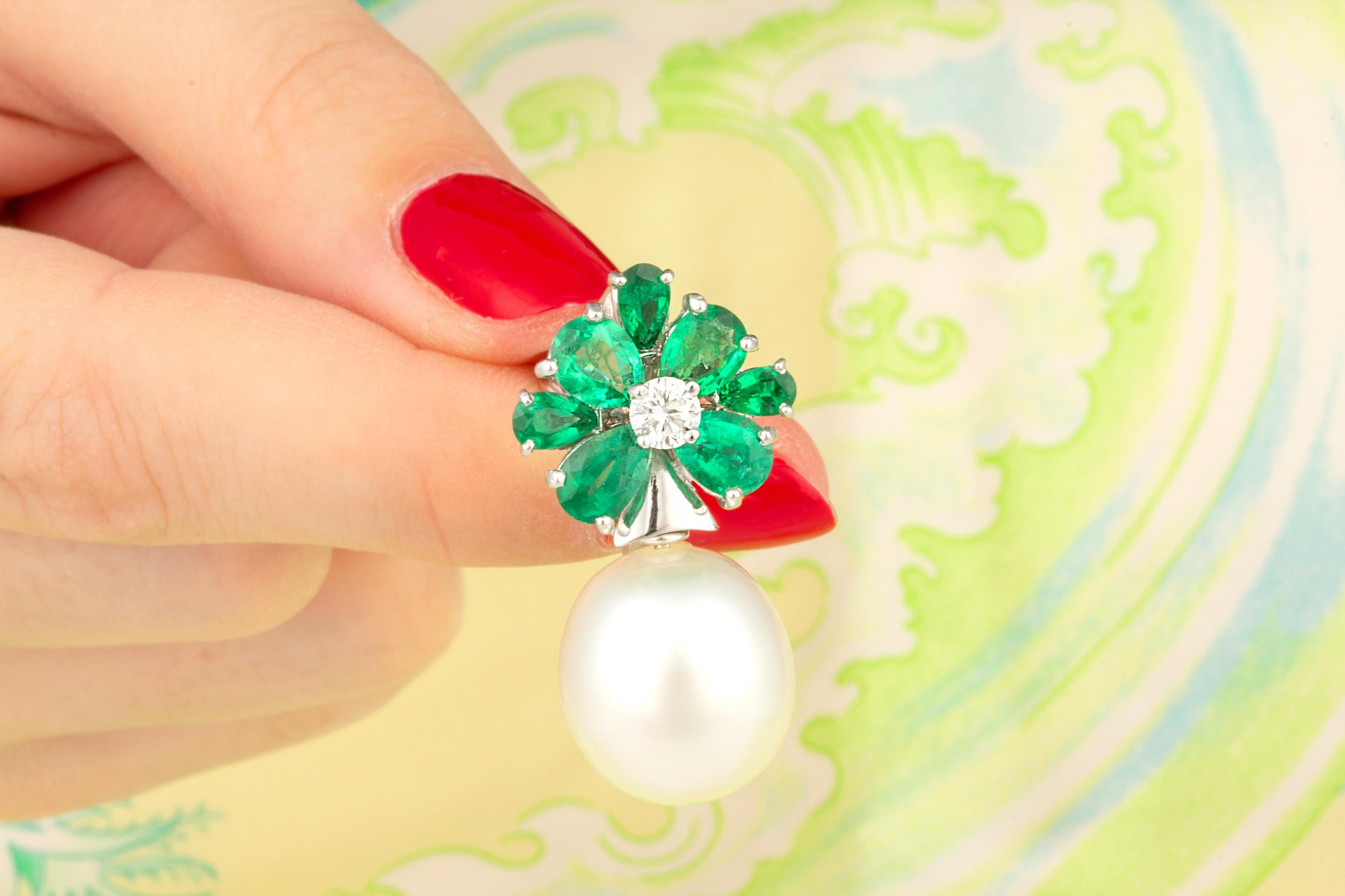 Pendientes Esmeralda Mar del Sur Perla Diamante Diseño de Ella Gafter en venta 2