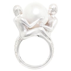 Ella Gafter Gemini Diamond 15mm Pearl Zodiac Ring