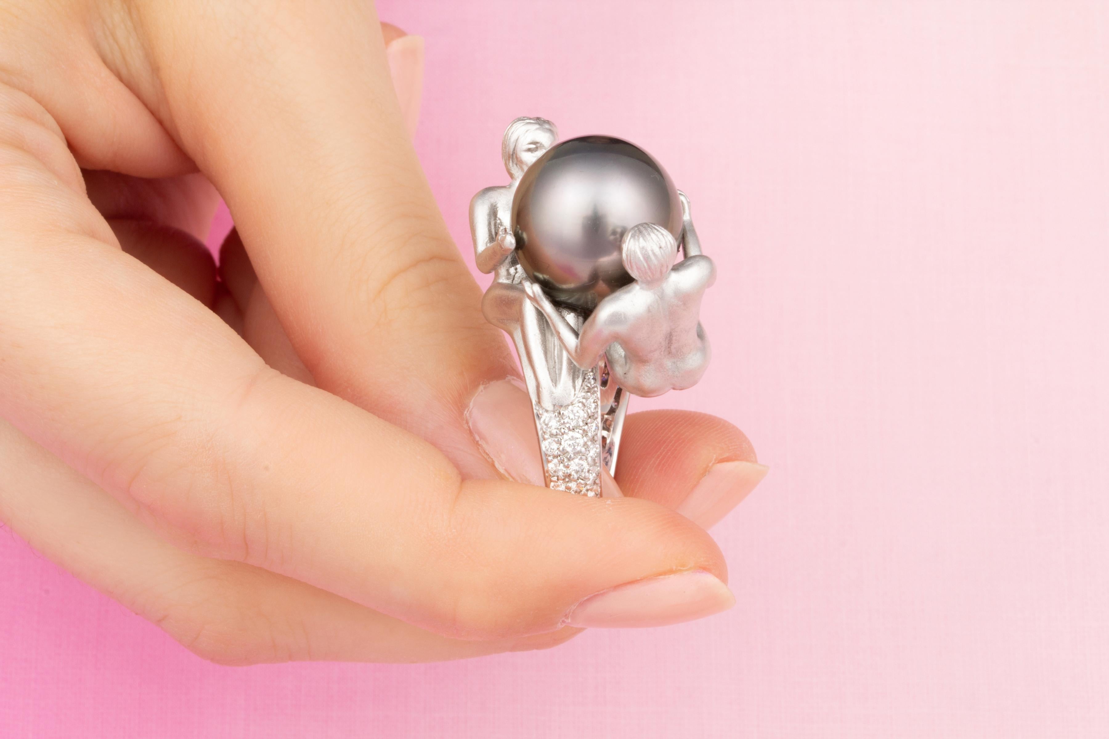 Women's or Men's Ella Gafter Gemini Diamond Pearl Zodiac Ring  For Sale
