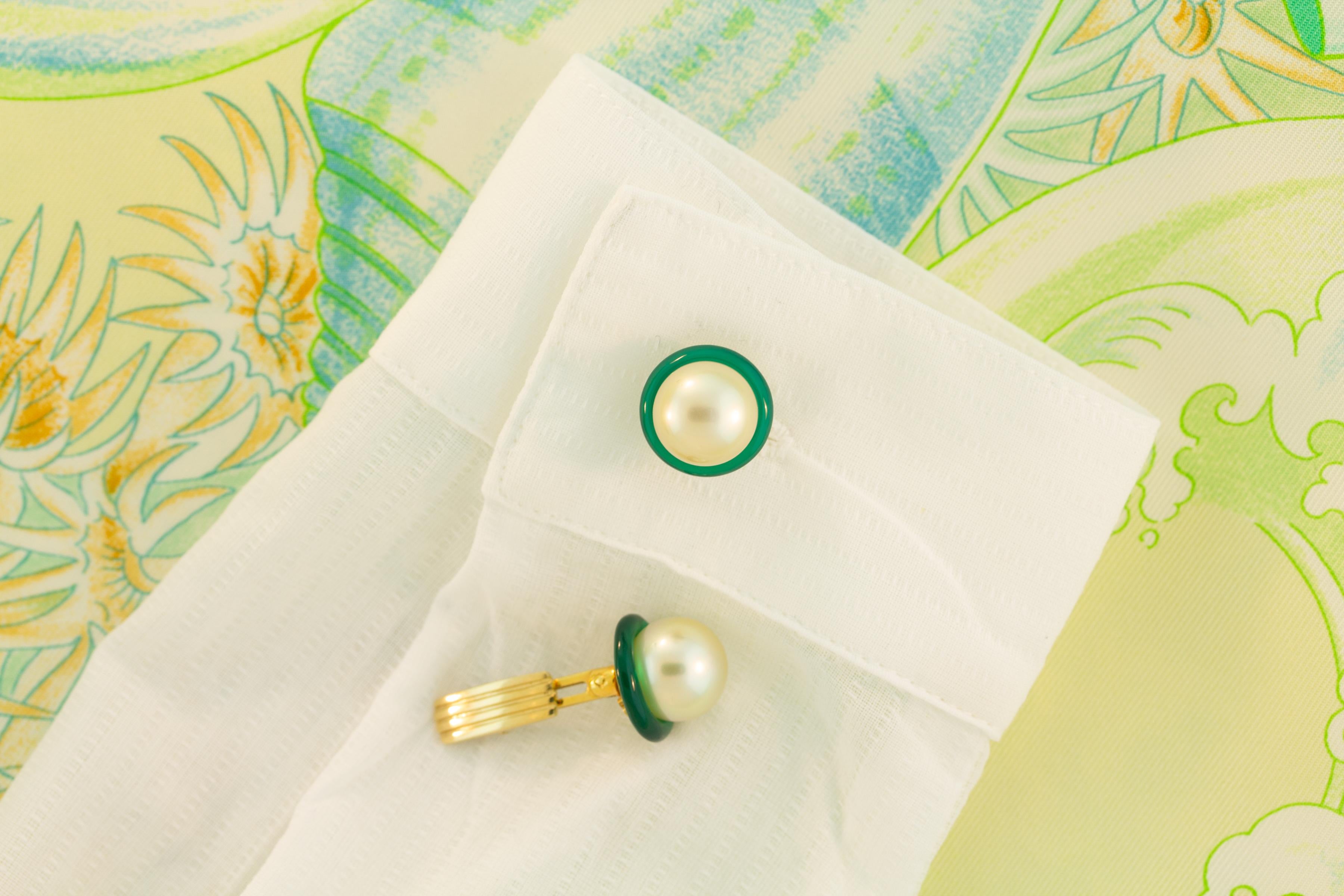 Ella Gafter Golden Pearl Cufflinks In New Condition For Sale In New York, NY