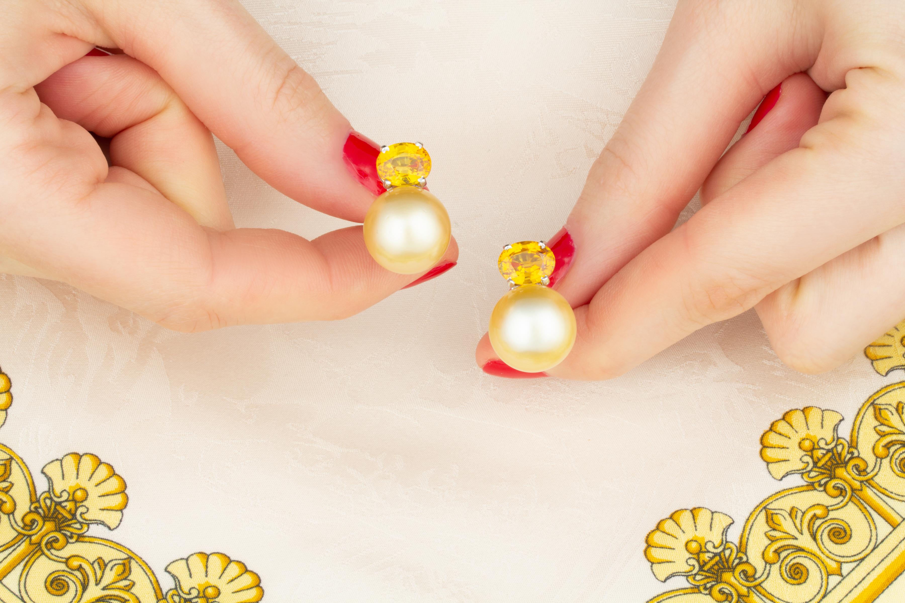 Artiste Ella Gafter Boucles d'oreilles à clip en perles d'or et saphirs jaunes en vente