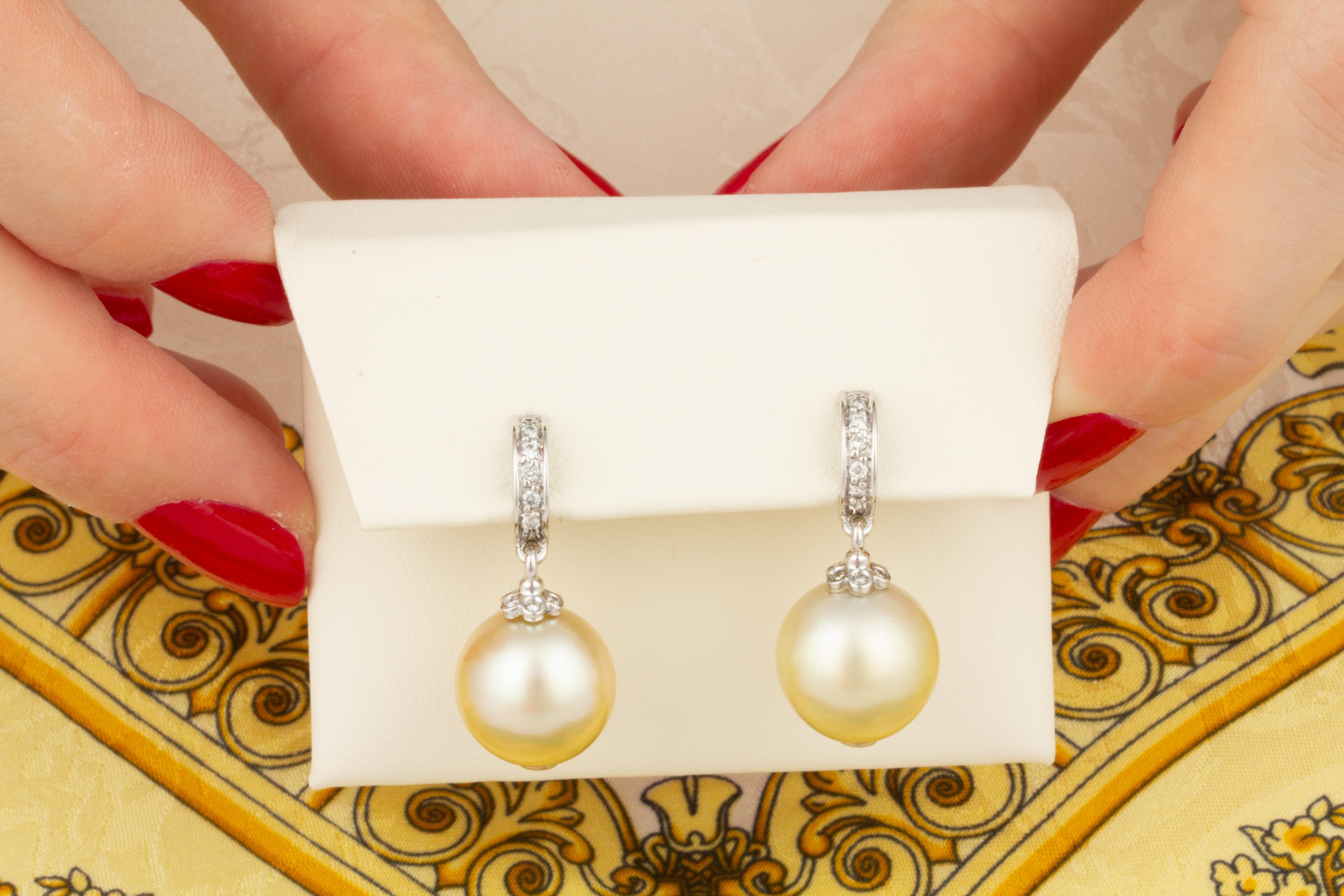 Brilliant Cut Ella Gafter 12.5mm Pearl Diamond Drop Earrings For Sale