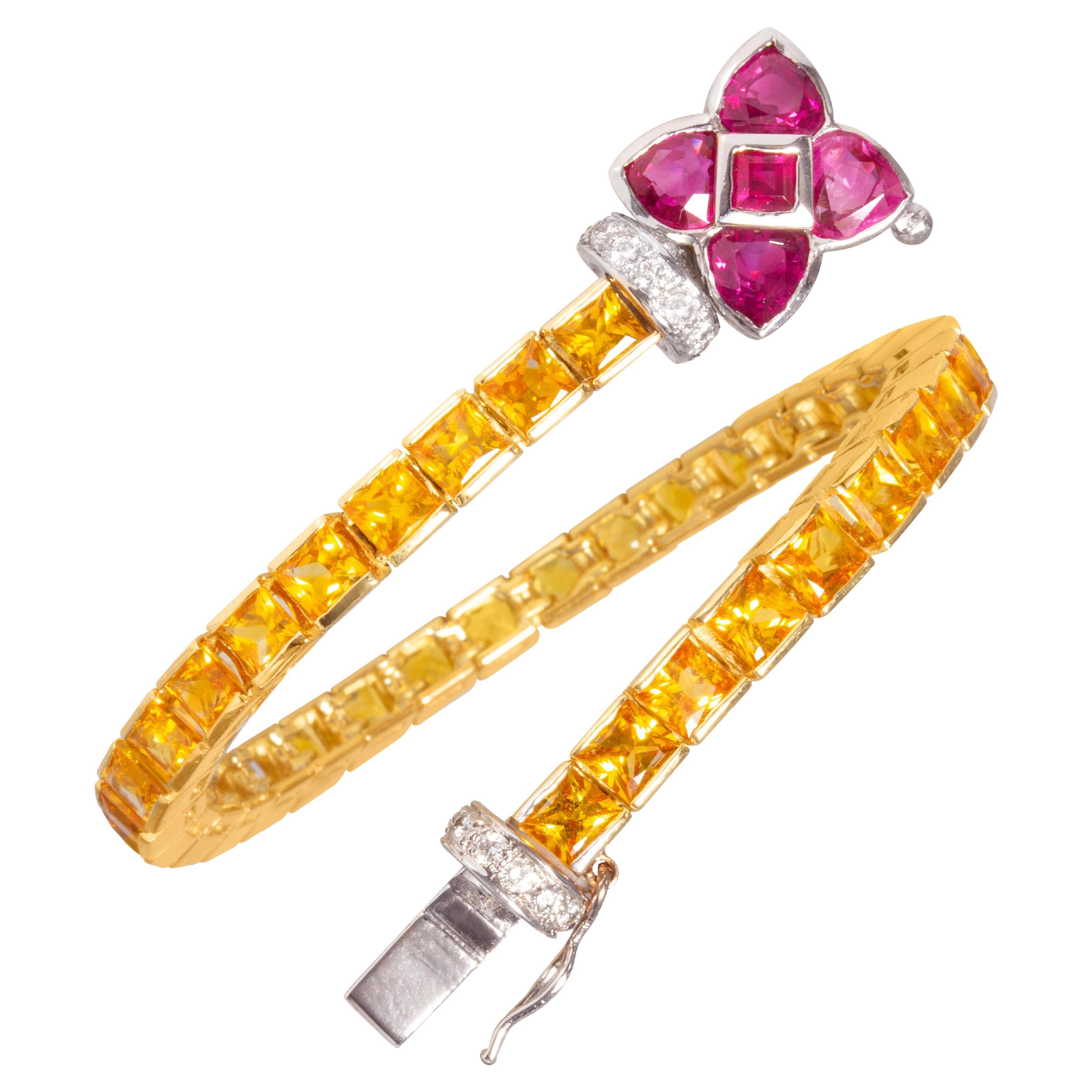 Ella Gafter Golden Yellow Sapphire Diamonds Line Color Bracelet For Sale