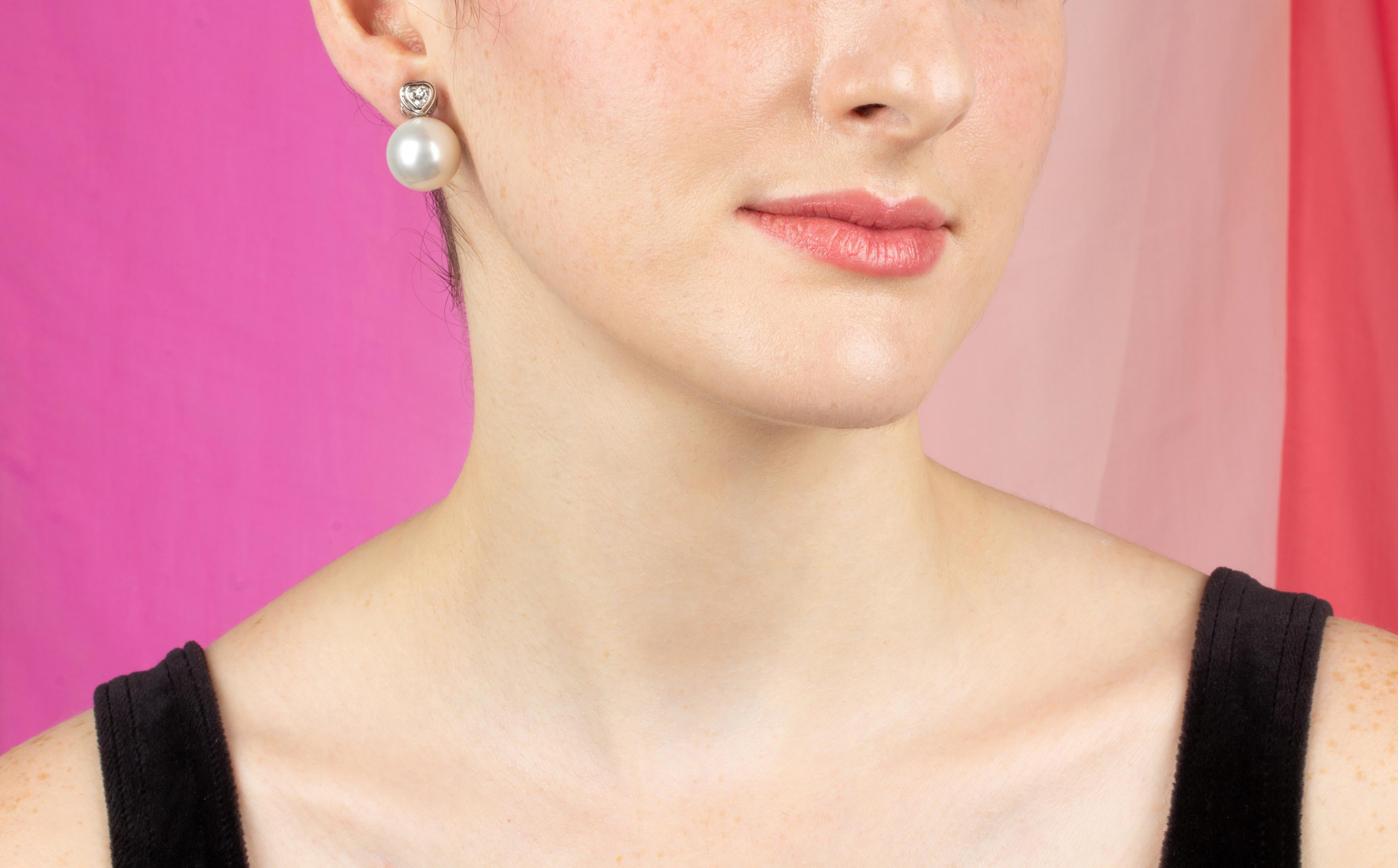 Ella Gafter Herzförmige Diamant-Perlen-Ohrringe (Brillantschliff) im Angebot