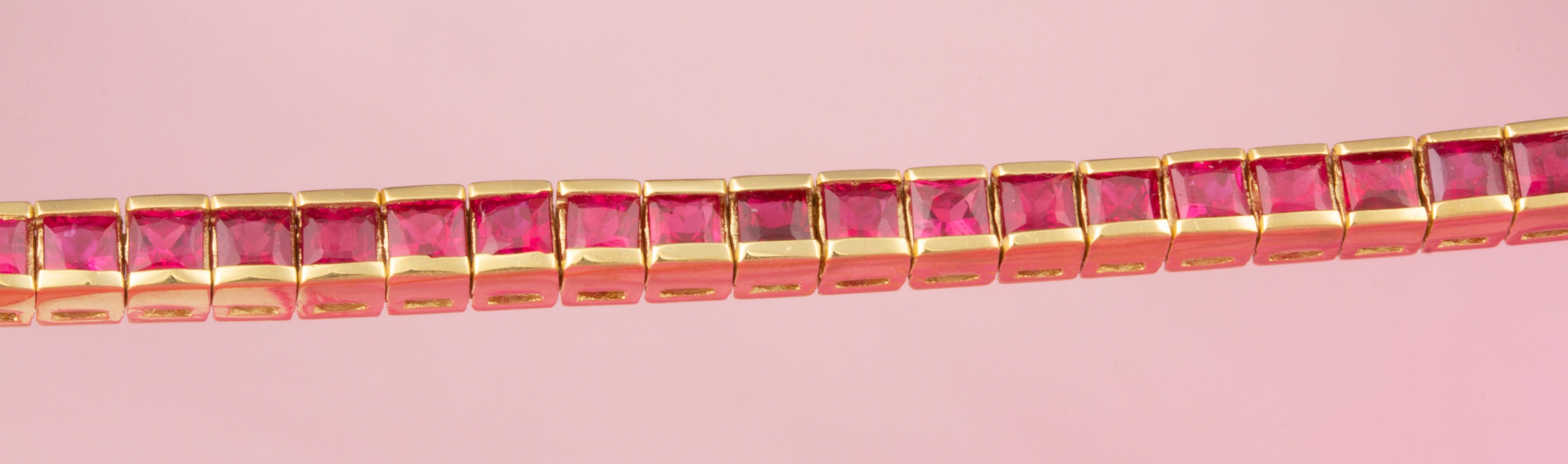 Women's Ella Gafter Heart Shape Ruby Diamond Color Line Bracelet For Sale