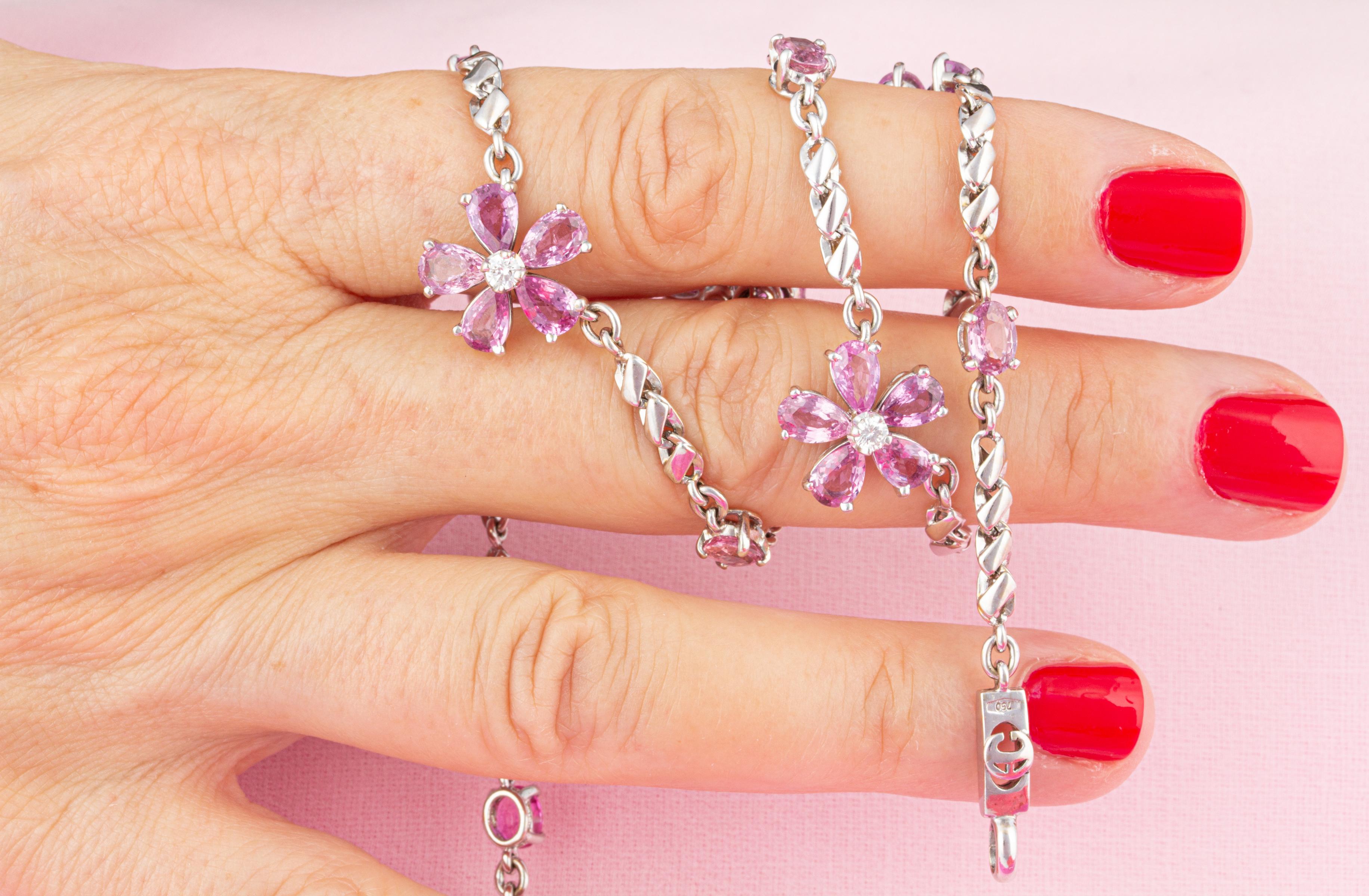 Ella Gafter Heart Shape Sapphire Diamond Necklace For Sale 1