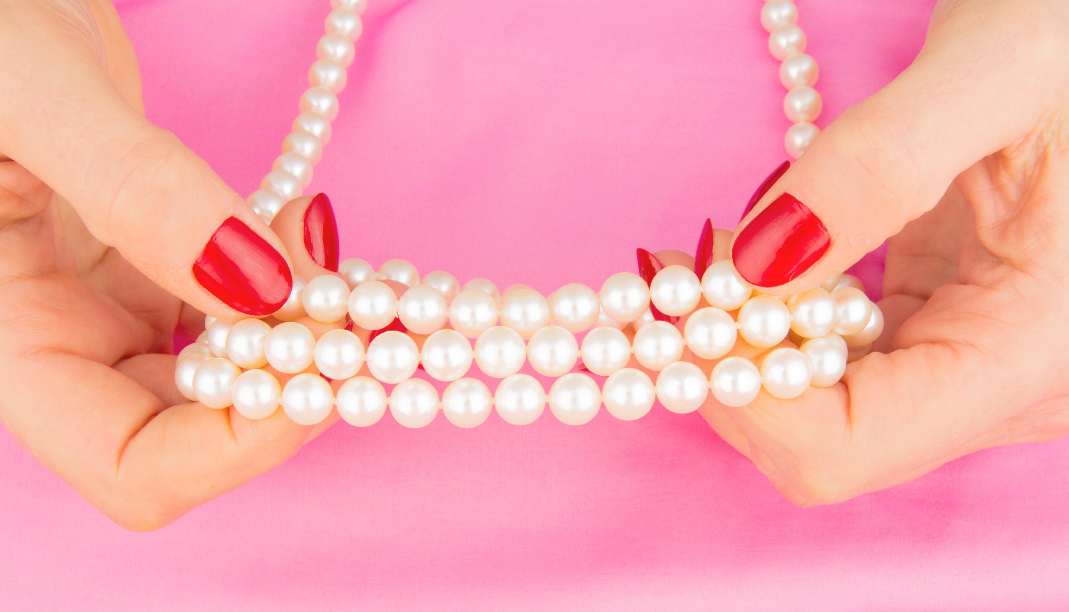 Ella Gafter Japanische lange mehrstrangige Perlenkette (Brillantschliff) im Angebot