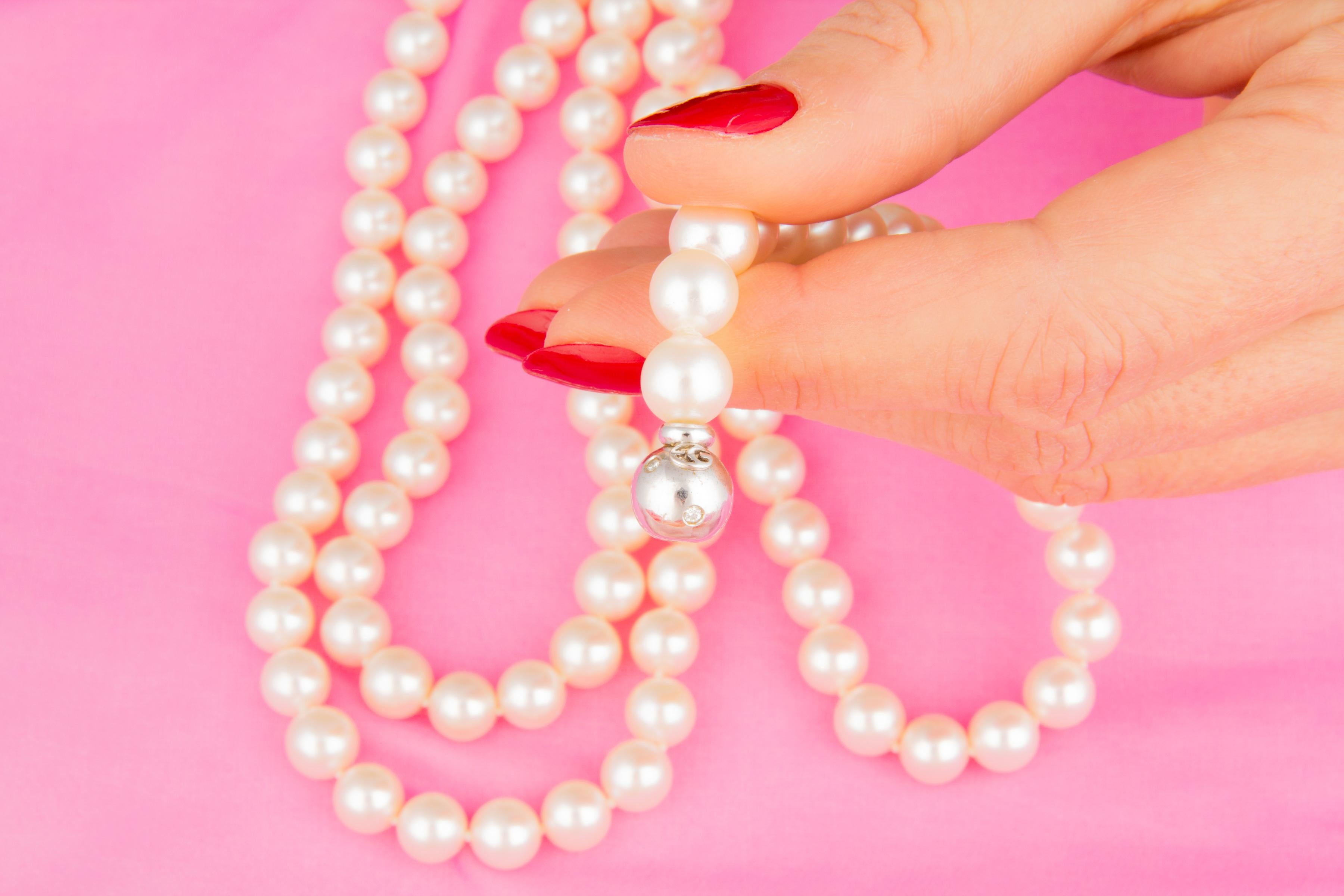 Collana di perle a 4 fili da 7,5/8 mm Design di Ella Gafter in vendita 1