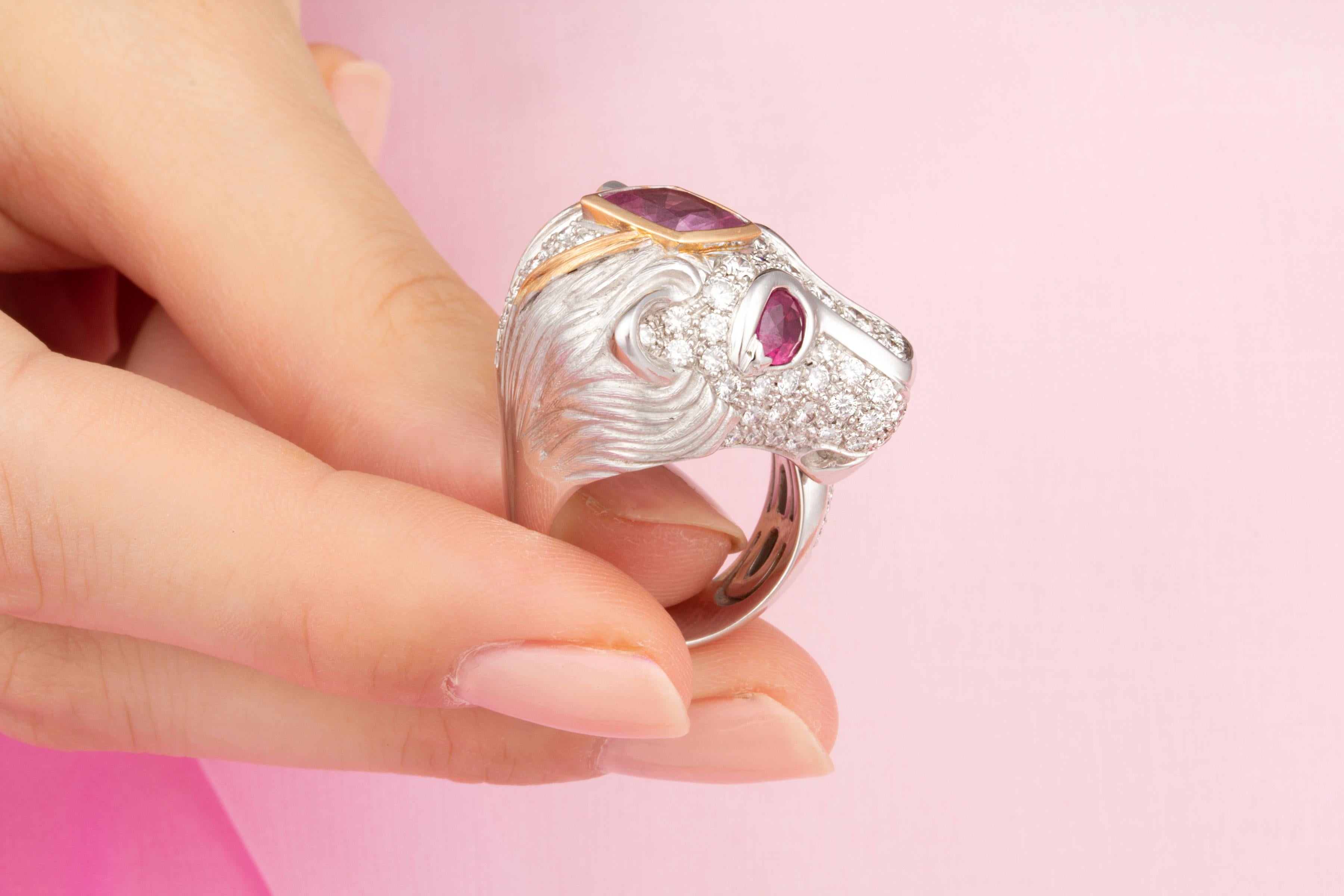Ella Gafter Leo Sapphire Diamond Zodiac Ring For Sale 3