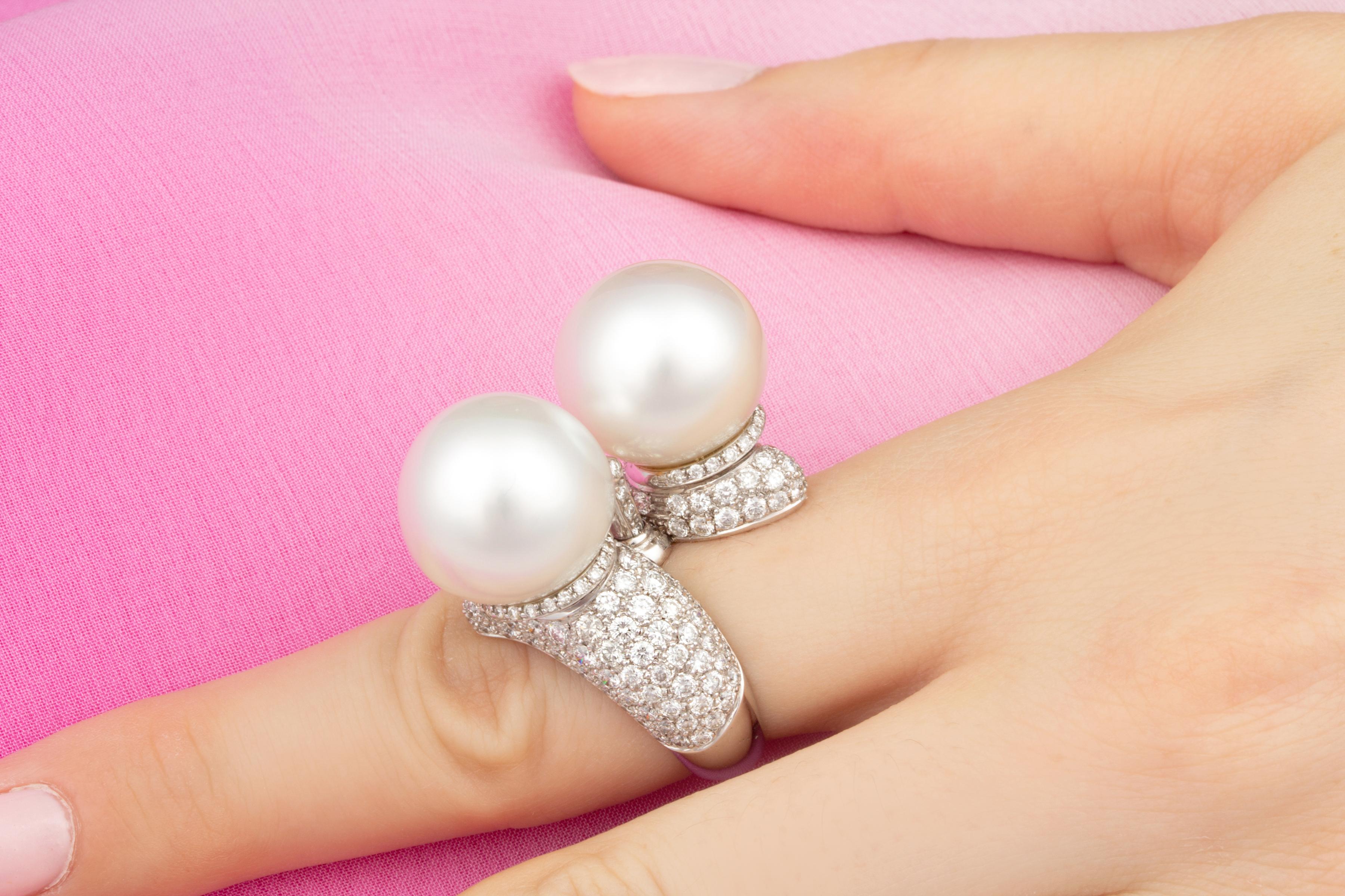 Ella Gafter Libra Pearl Diamond Zodiac Ring In New Condition For Sale In New York, NY