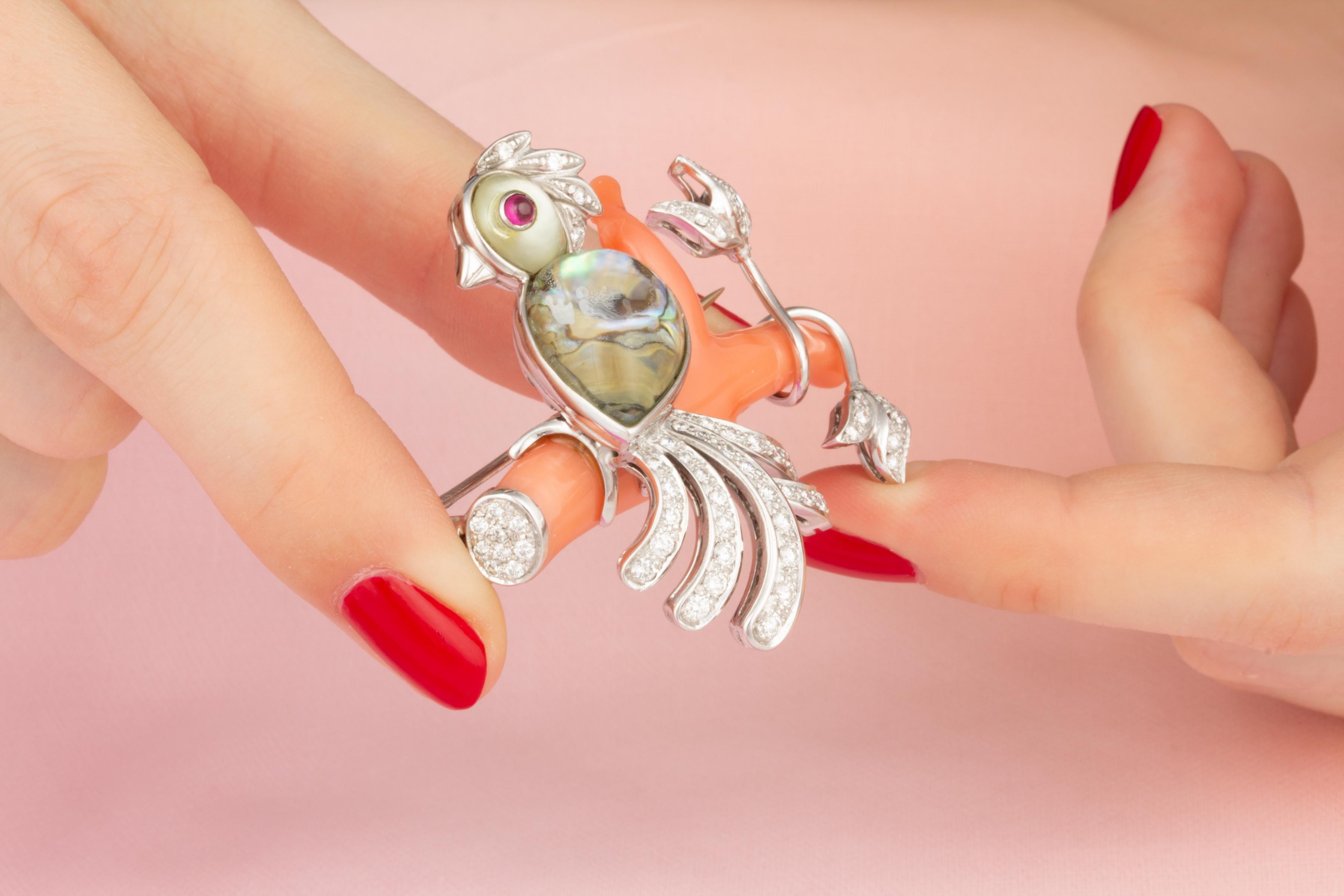 Ella Gafter Love Bird Diamond Pin Brooch  In New Condition For Sale In New York, NY