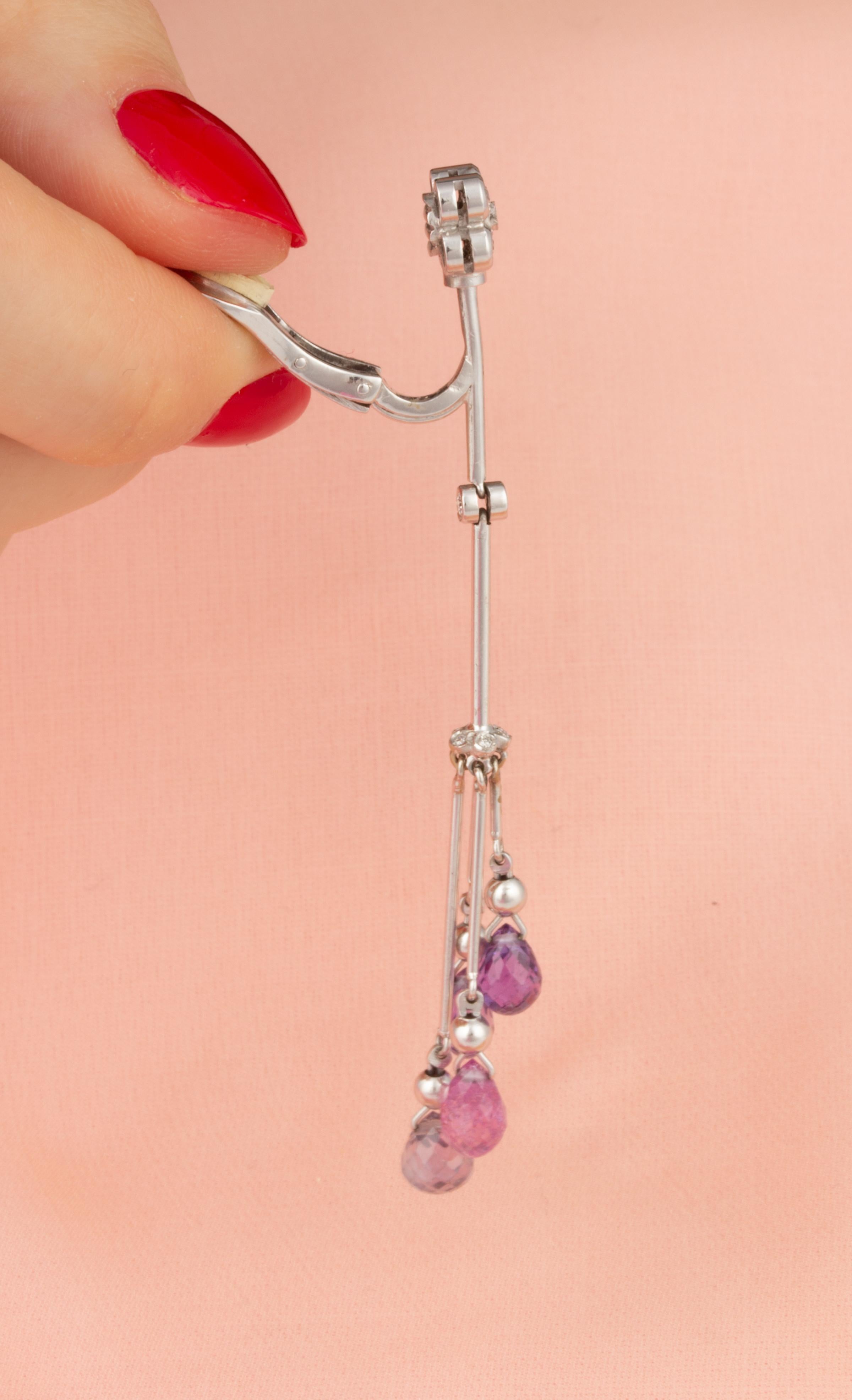 Donna Orecchini a goccia con diamante e zaffiro, design Briolette di Ella Gafter in vendita
