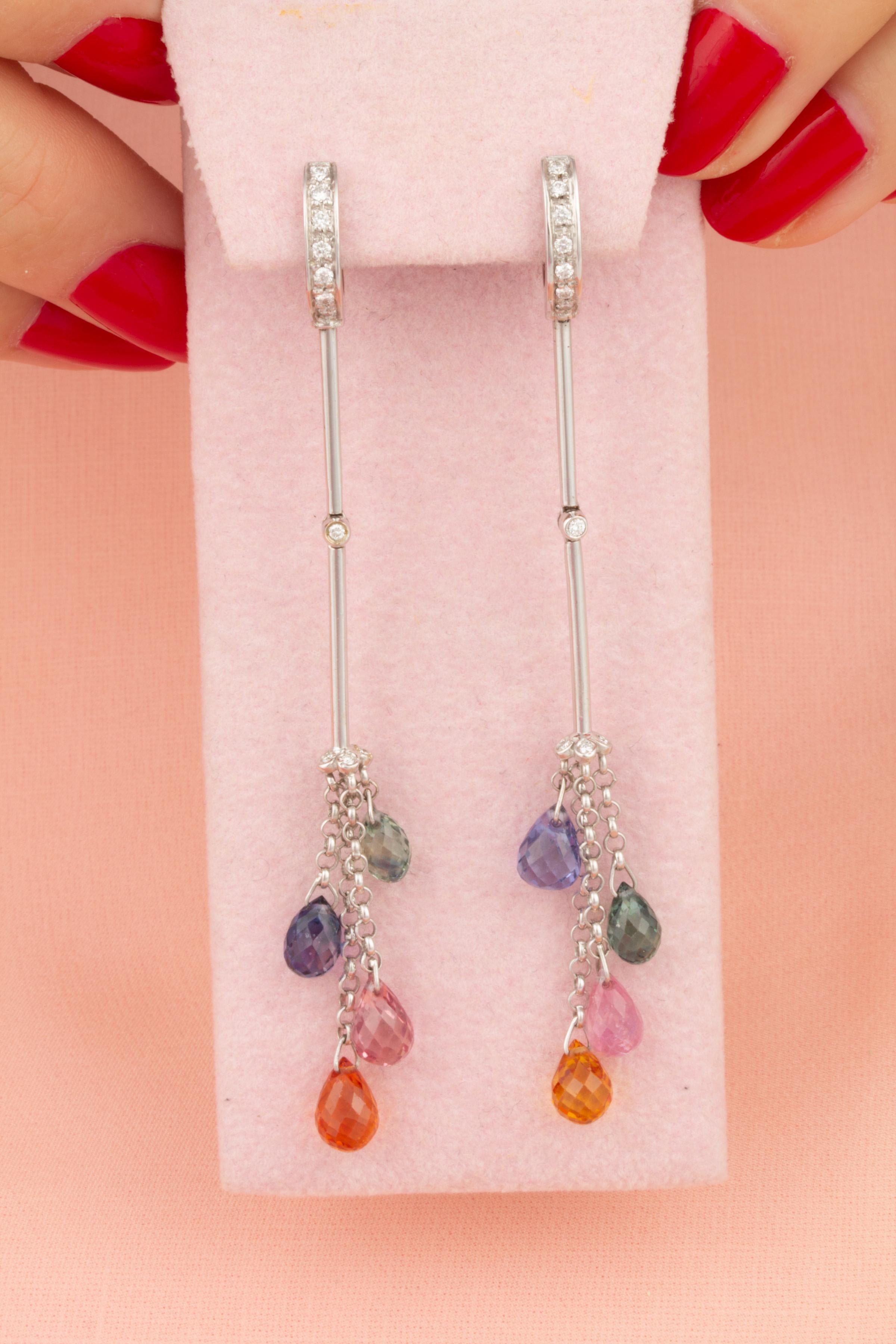 Artiste Ella Gafter Boucles d'oreilles en saphirs multicolores et diamants en forme de briolette en vente