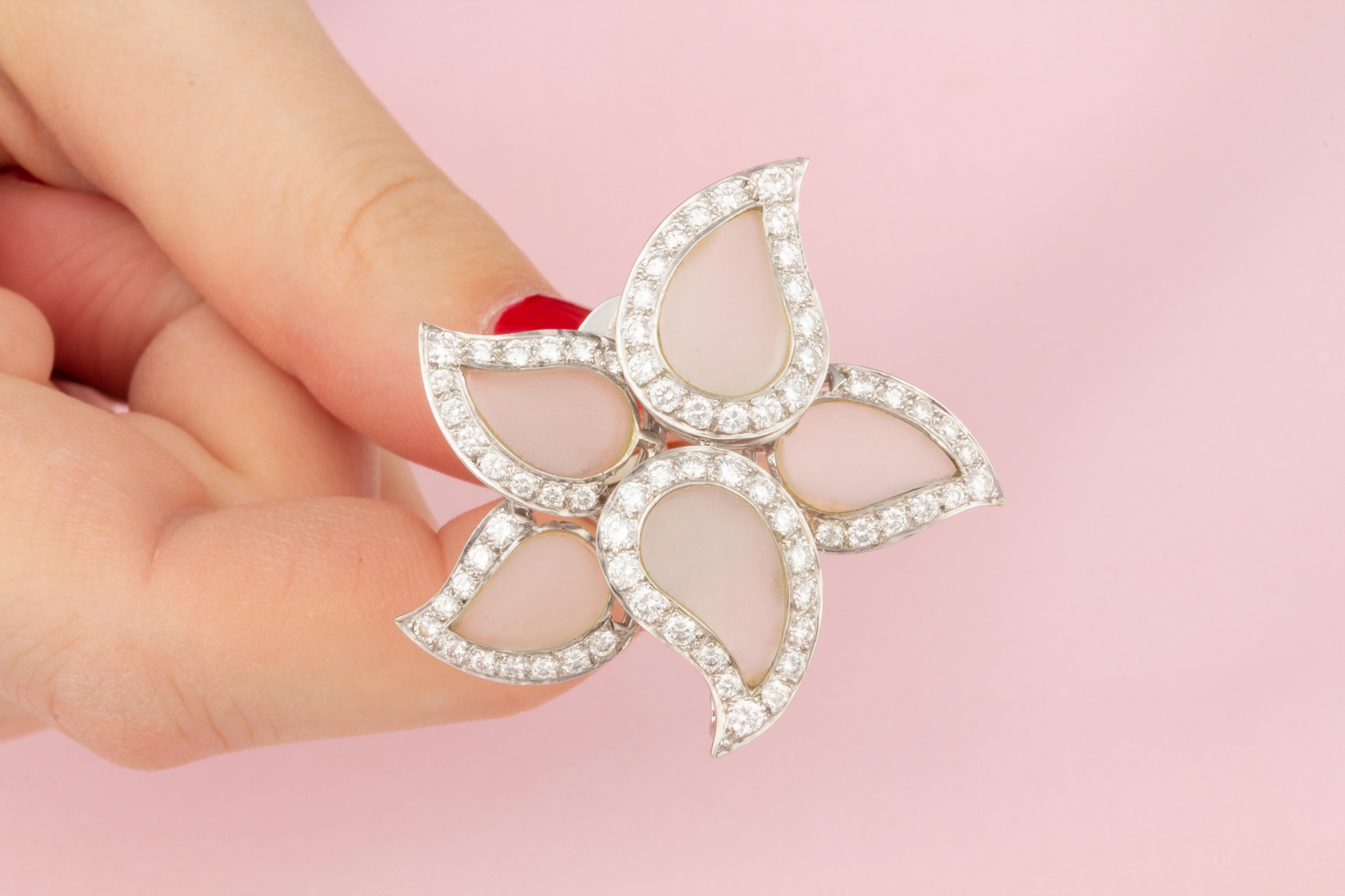 Brilliant Cut Ella Gafter Diamond White Gold Star Earrings  For Sale
