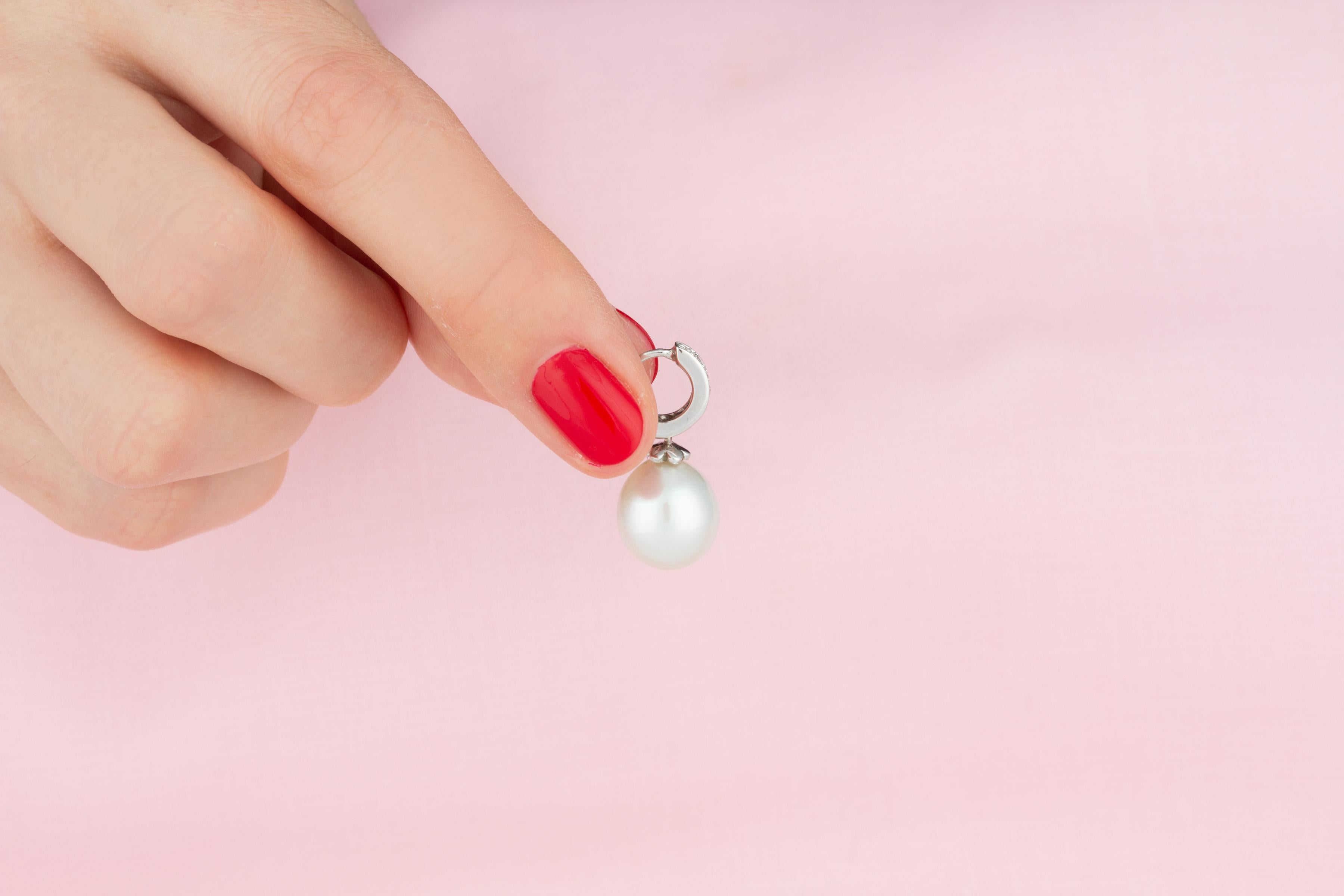 Taille brillant Ella Gafter - Pendants d'oreilles avec perles et diamants en vente