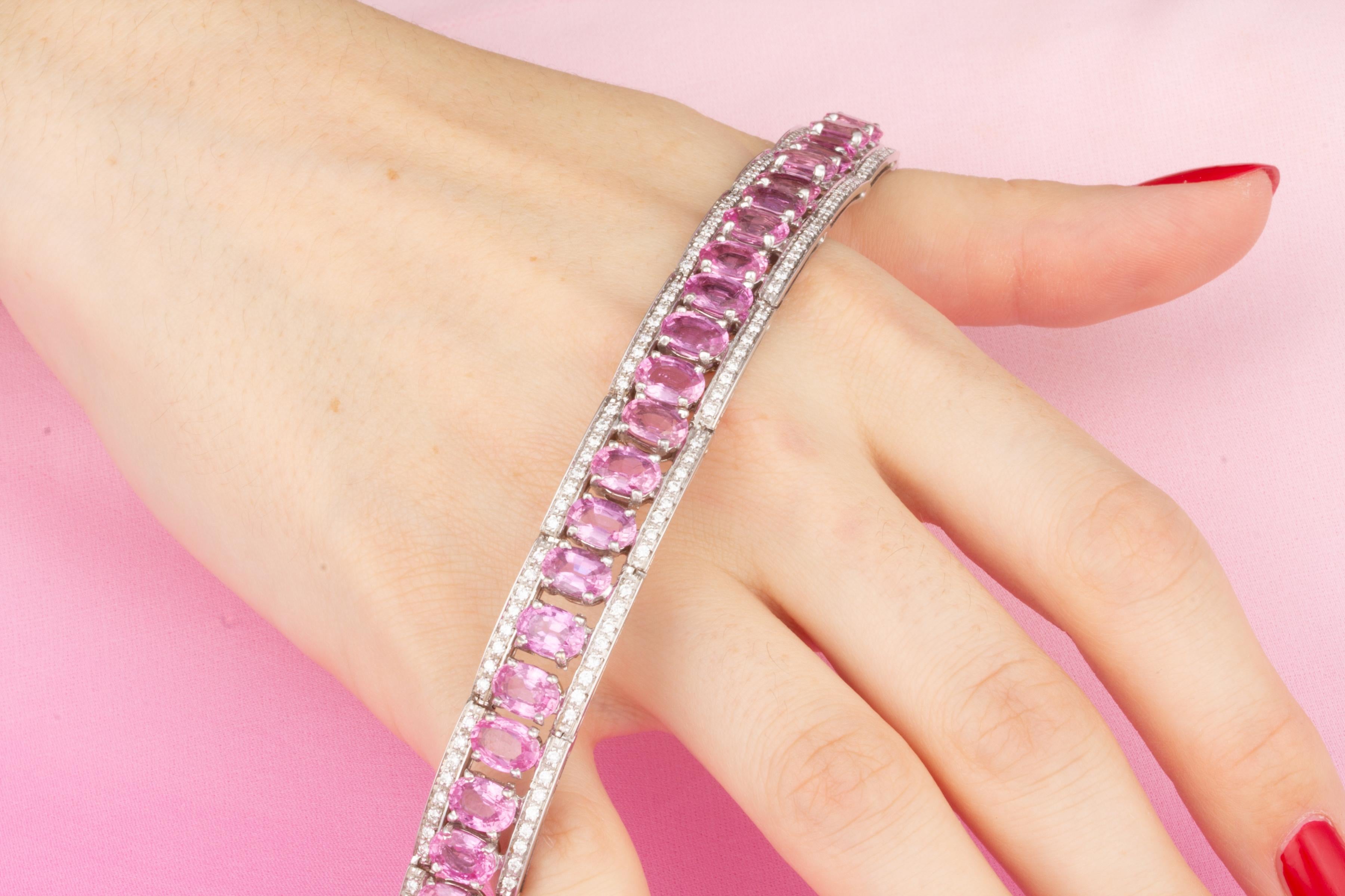 Artiste Ella Gafter Bracelet jonc en saphir rose et diamants en vente