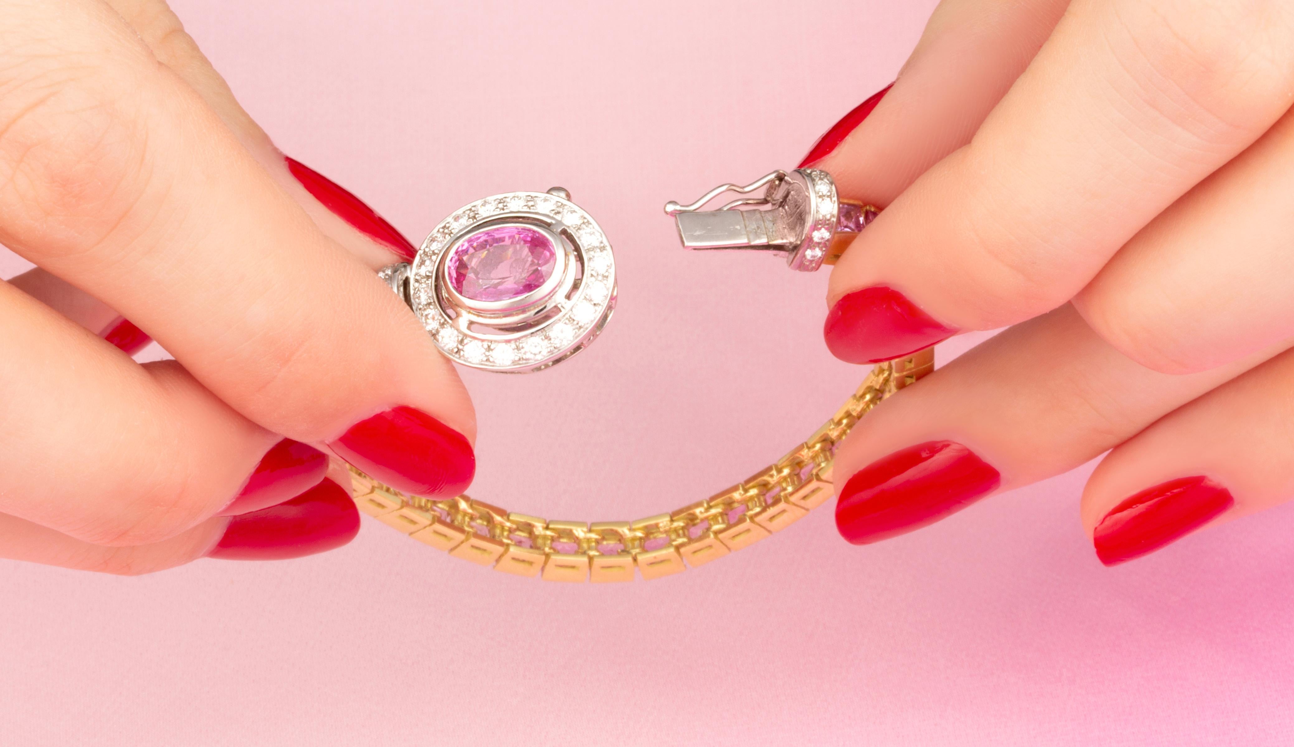 Pink Sapphire Diamond Bracelet Design by Ella Gafter In New Condition For Sale In New York, NY