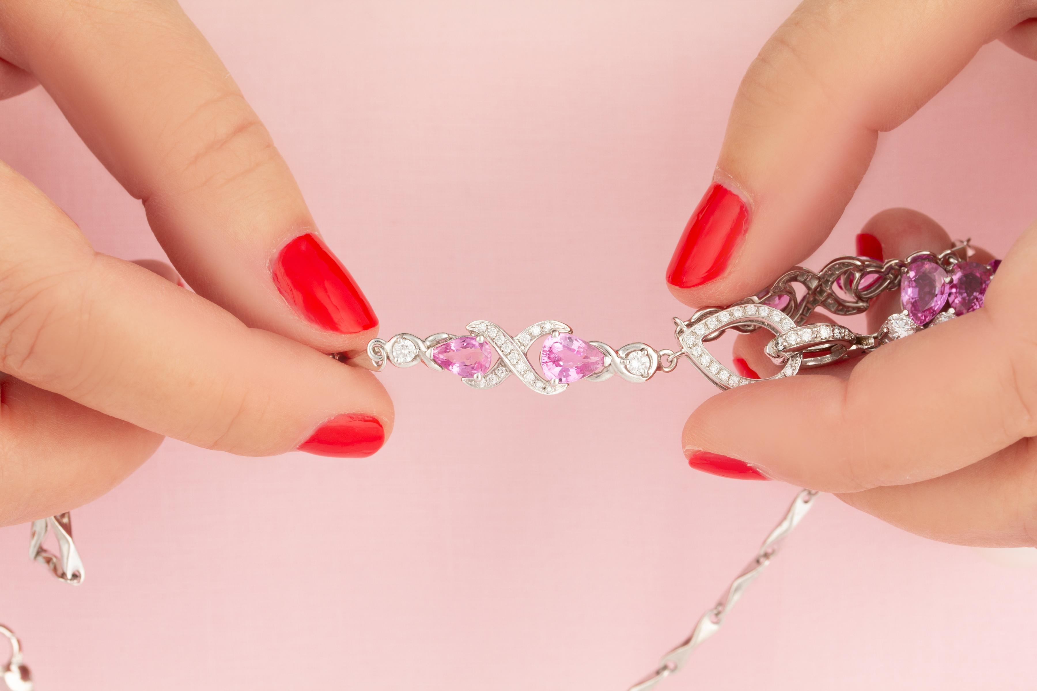 Ella Gafter Collier pendentif saphir rose, diamant et perle en vente 6