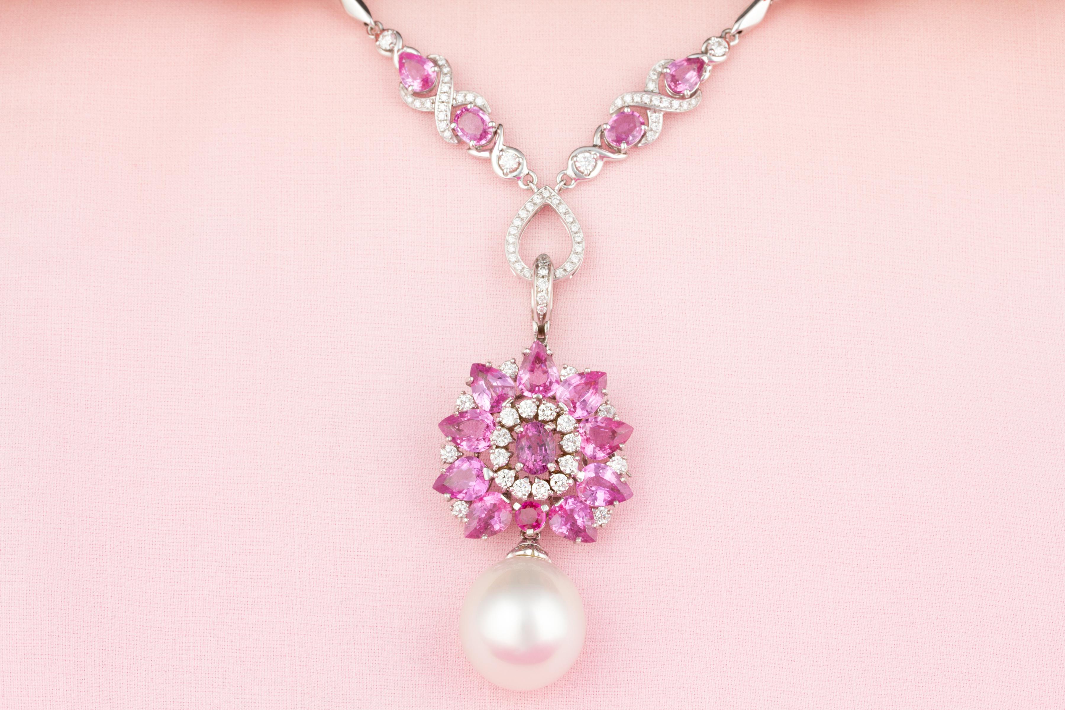 Ella Gafter Pink Sapphire Diamond Pearl  Pendant Necklace In New Condition For Sale In New York, NY