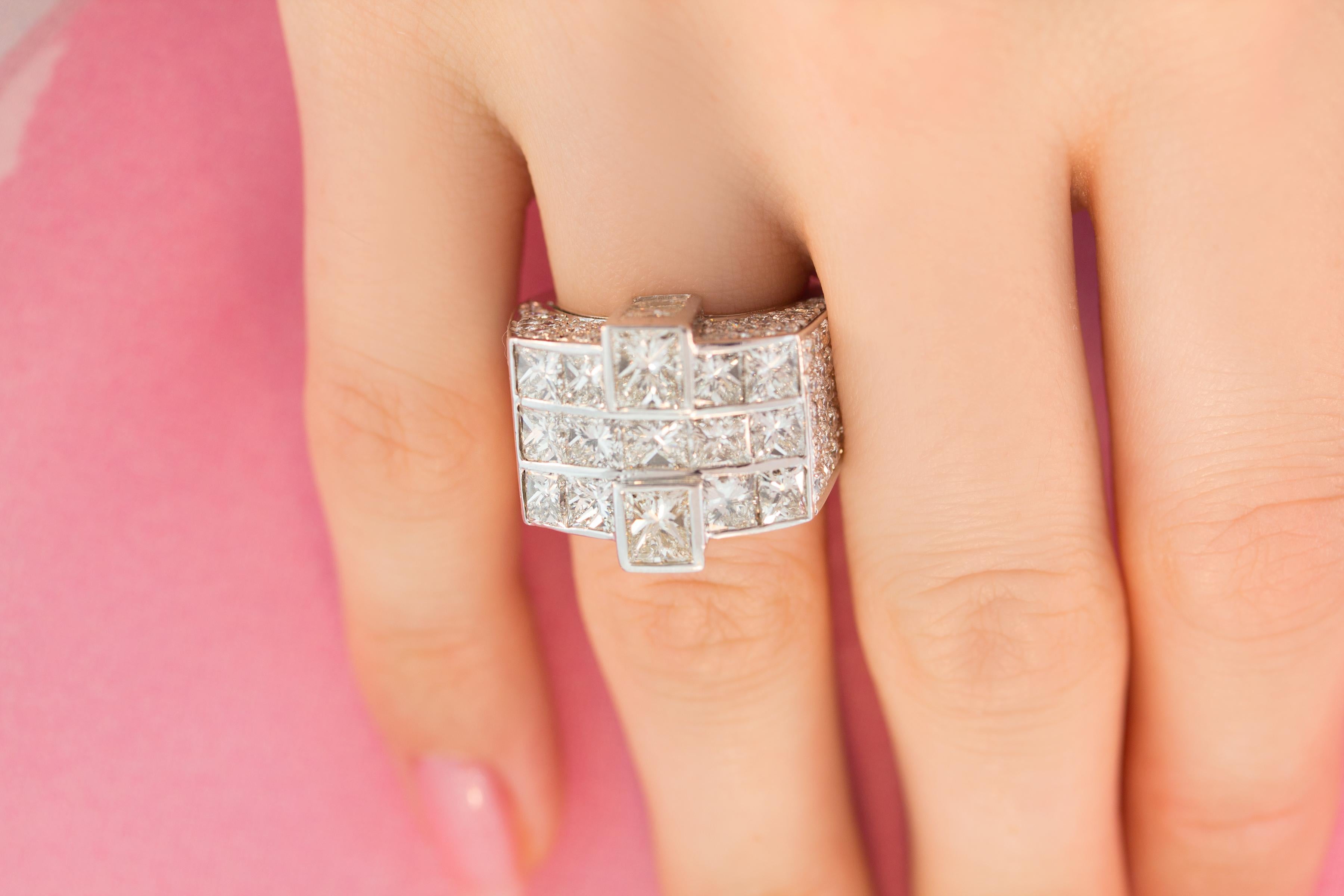 Ella Gafter Princess Cut Diamond Cocktail Ring In New Condition For Sale In New York, NY