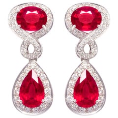 Pendientes de gota de rubí y diamante diseñados por Ella Gafter