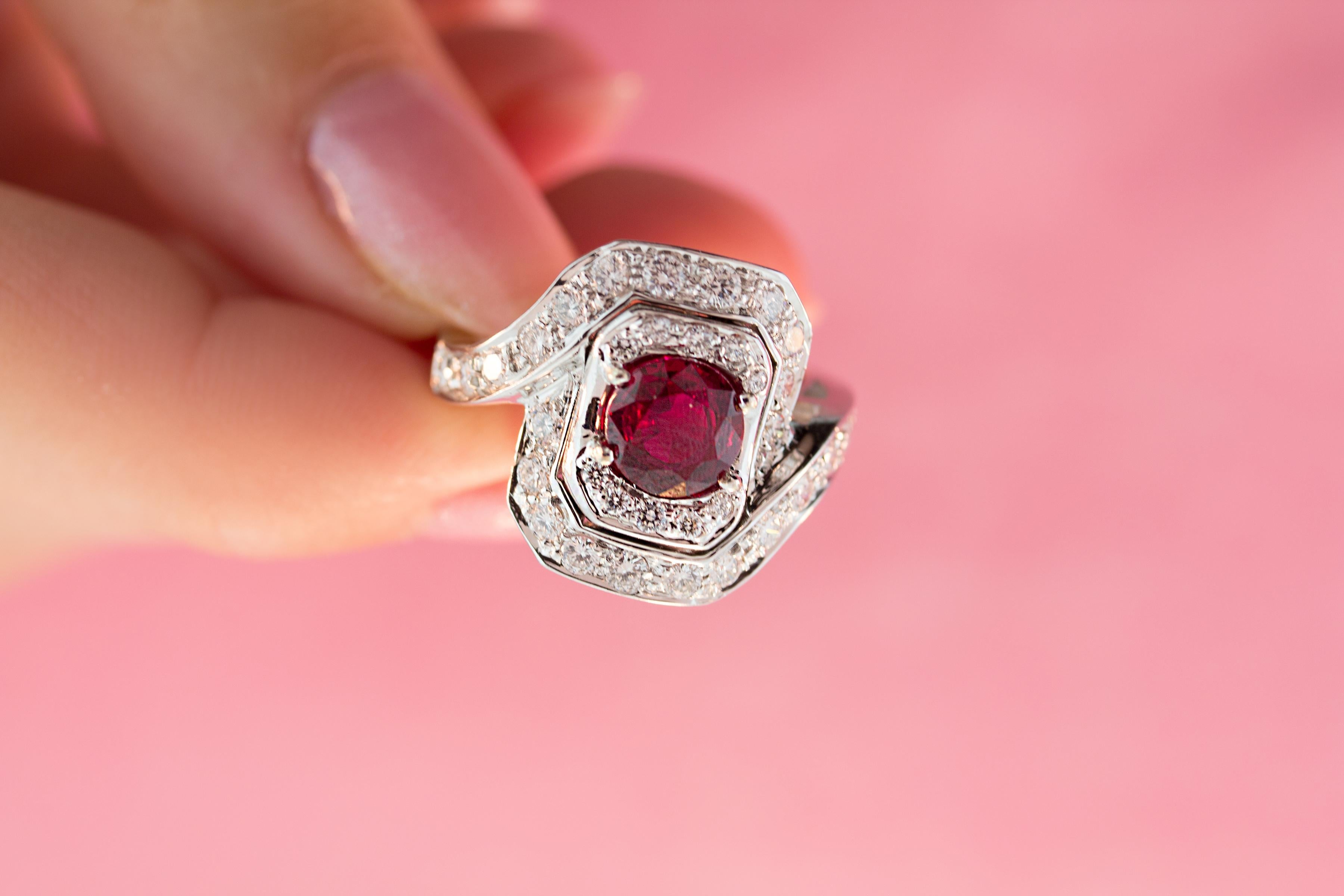 Ella Gafter Ruby and Diamond Ring For Sale 4