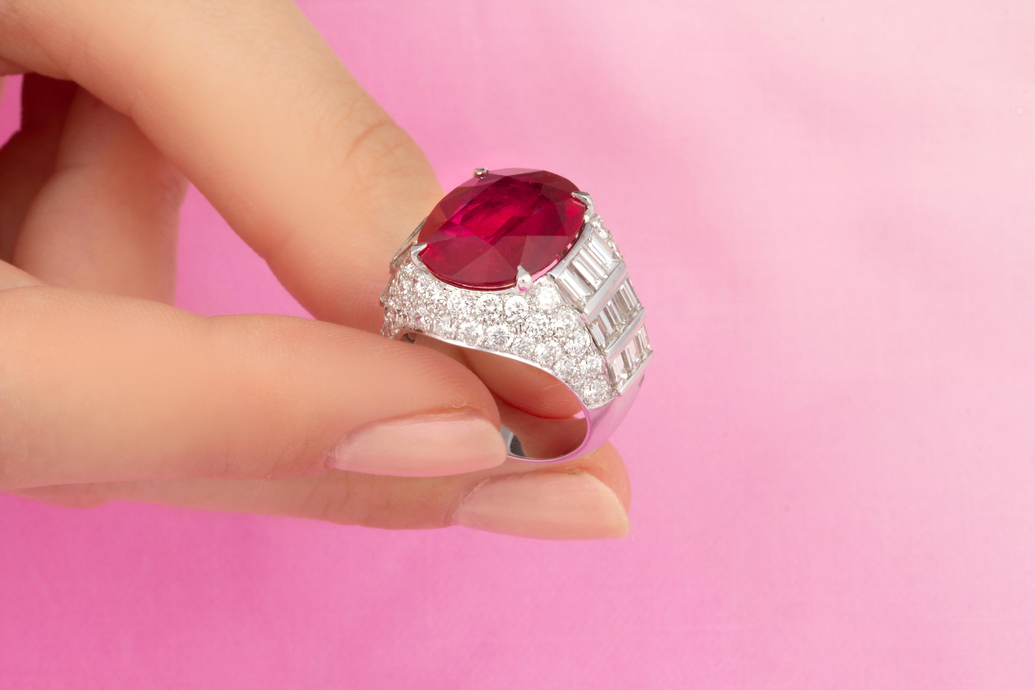 Ella Gafter 9.08 Carat Ruby Diamond Ring In New Condition For Sale In New York, NY