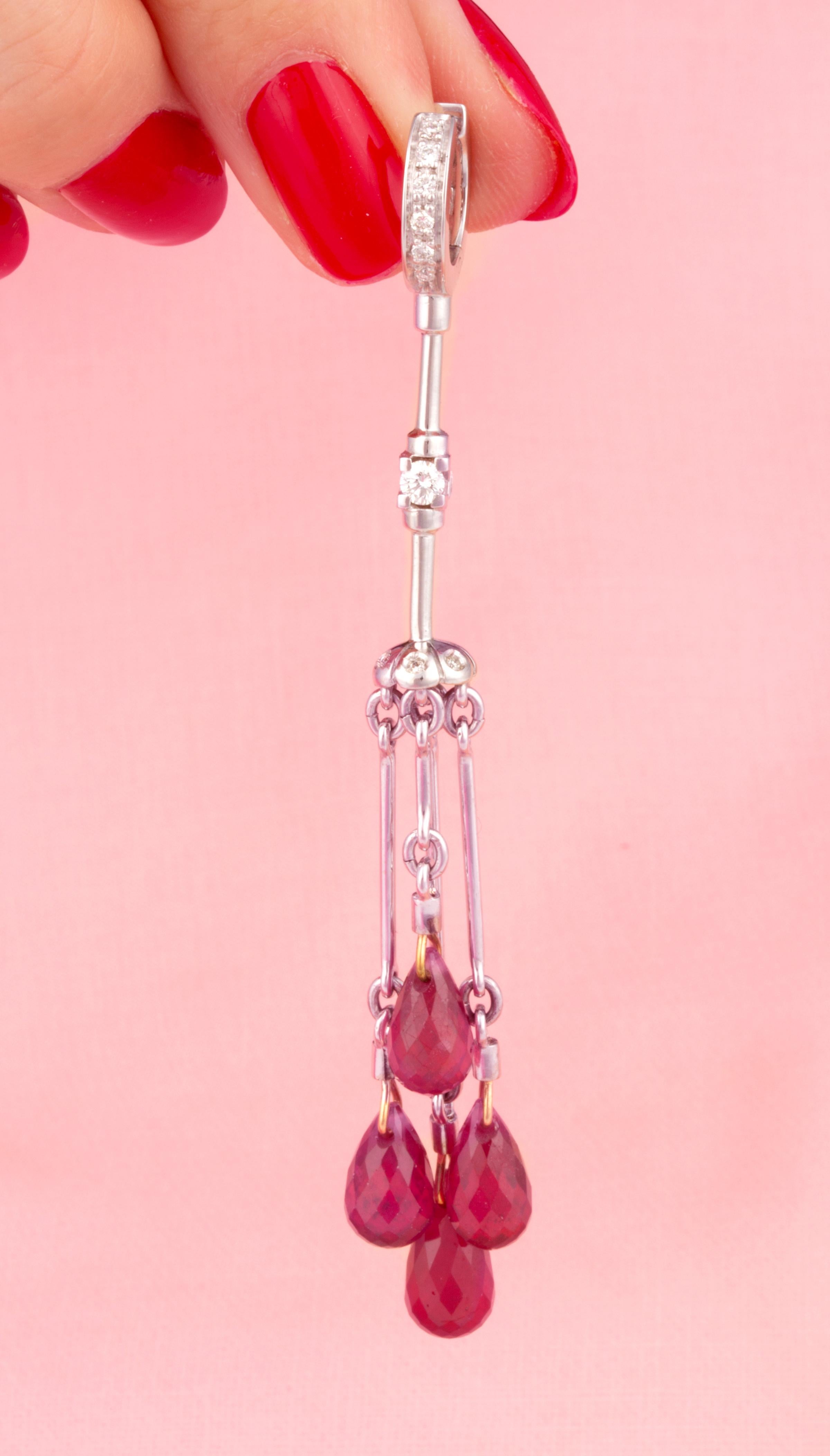 Orecchini a goccia con diamanti di rubino Chandelier Design/One di Ella Gafter in vendita 1
