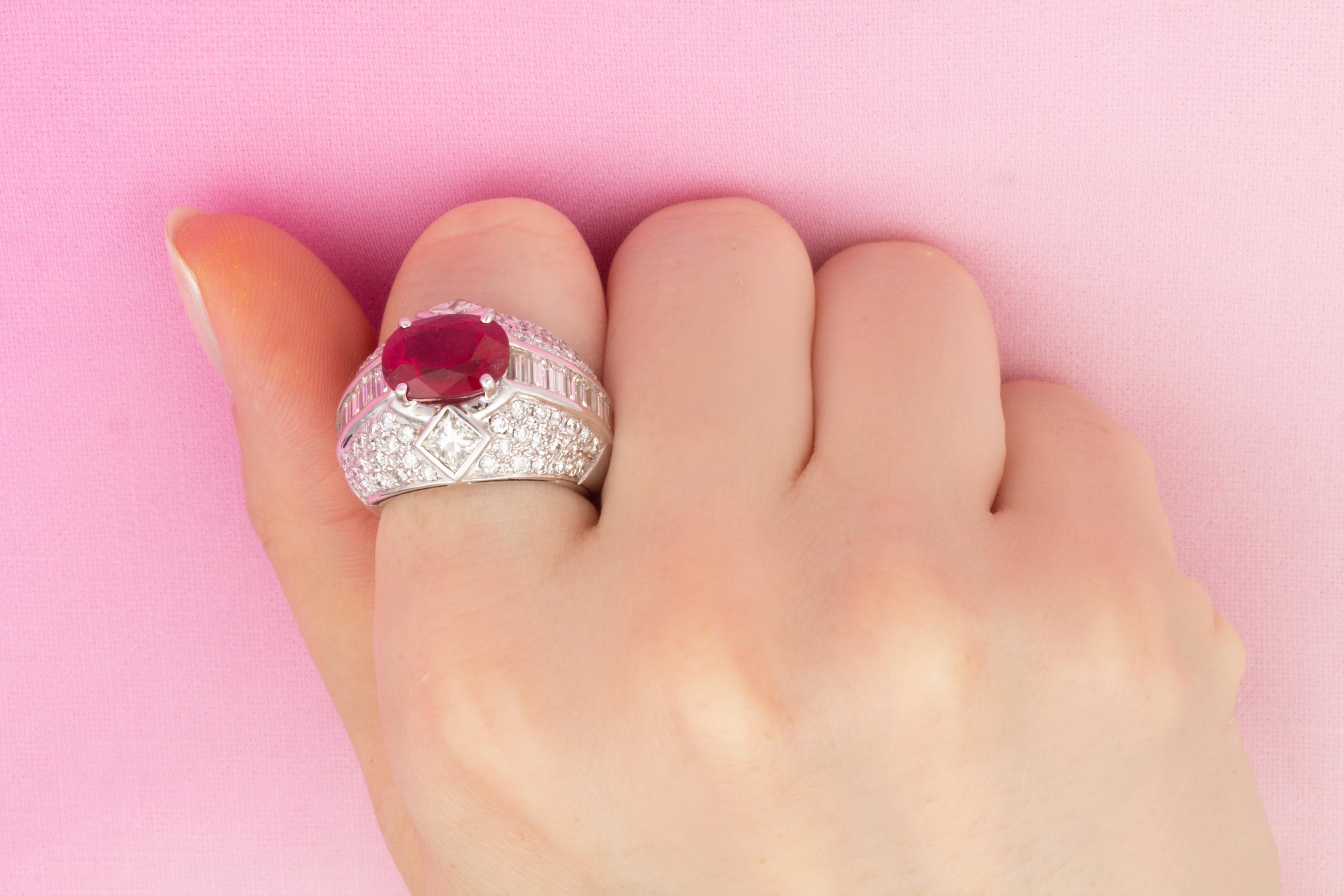 Ella Gafter Ruby Diamond Cocktail Ring In New Condition For Sale In New York, NY