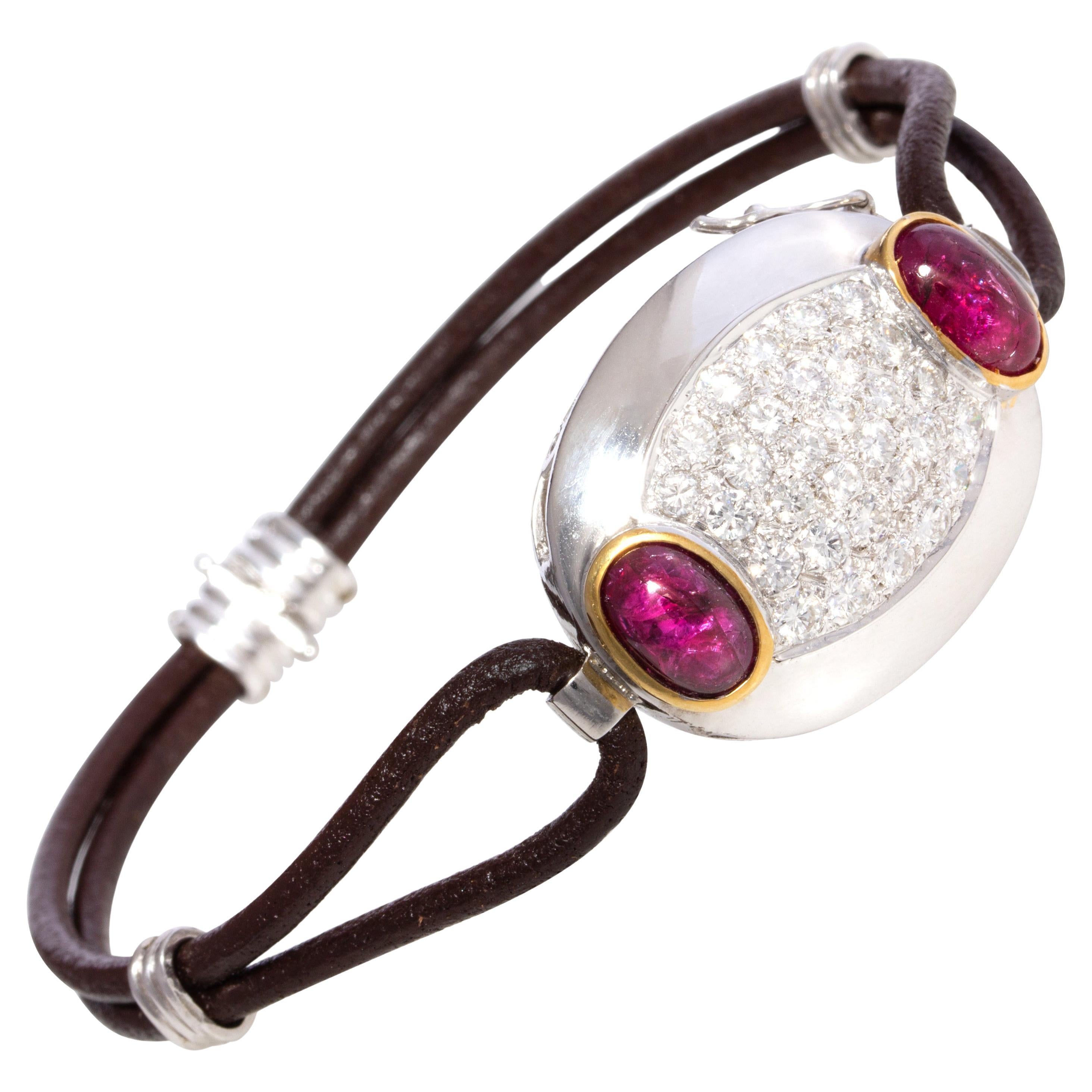 Ella Gafter Bracelet en cuir avec rubis et diamants en vente