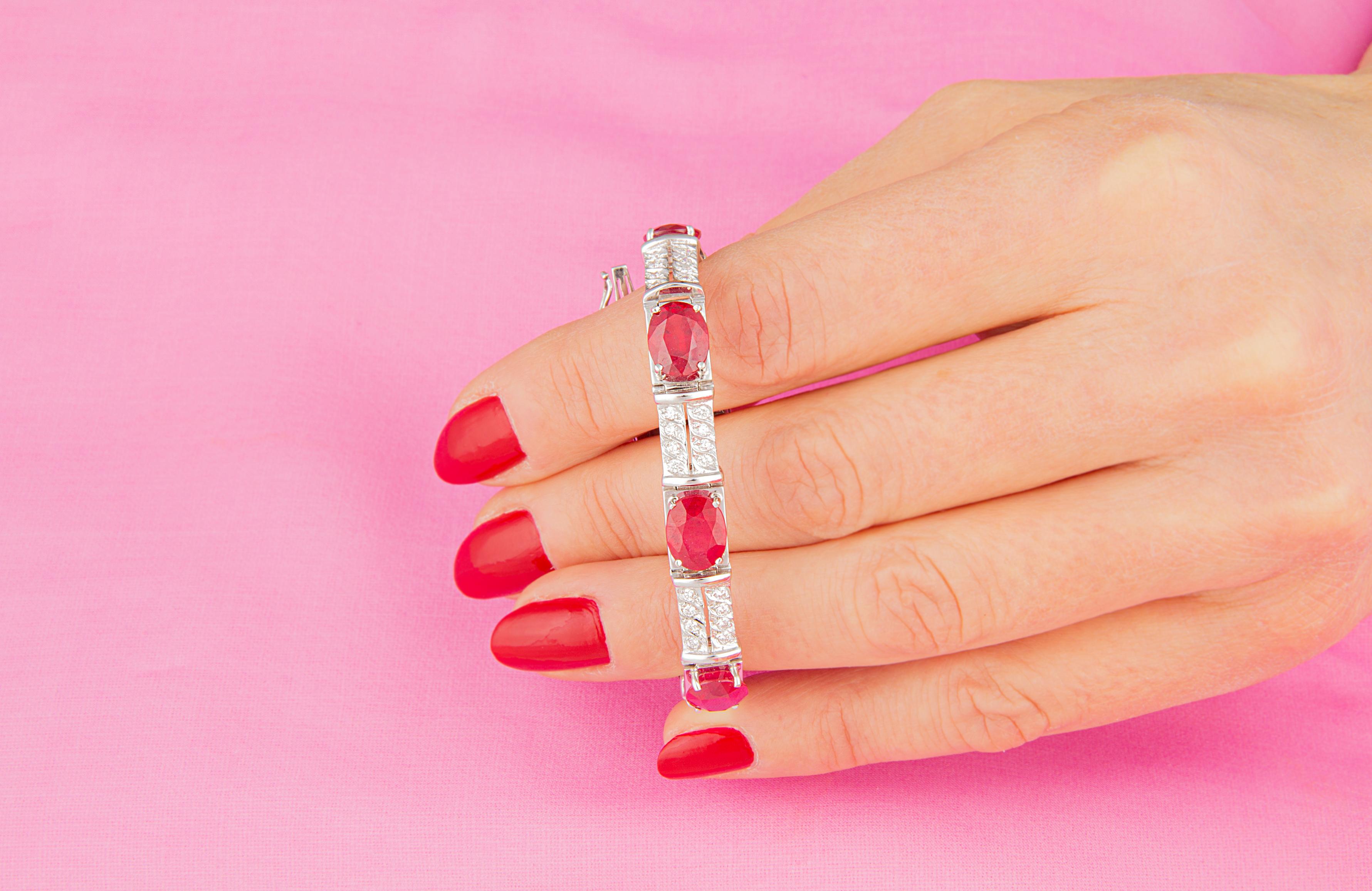 Ella Gafter Bracelet ligne en rubis et diamants en vente 3