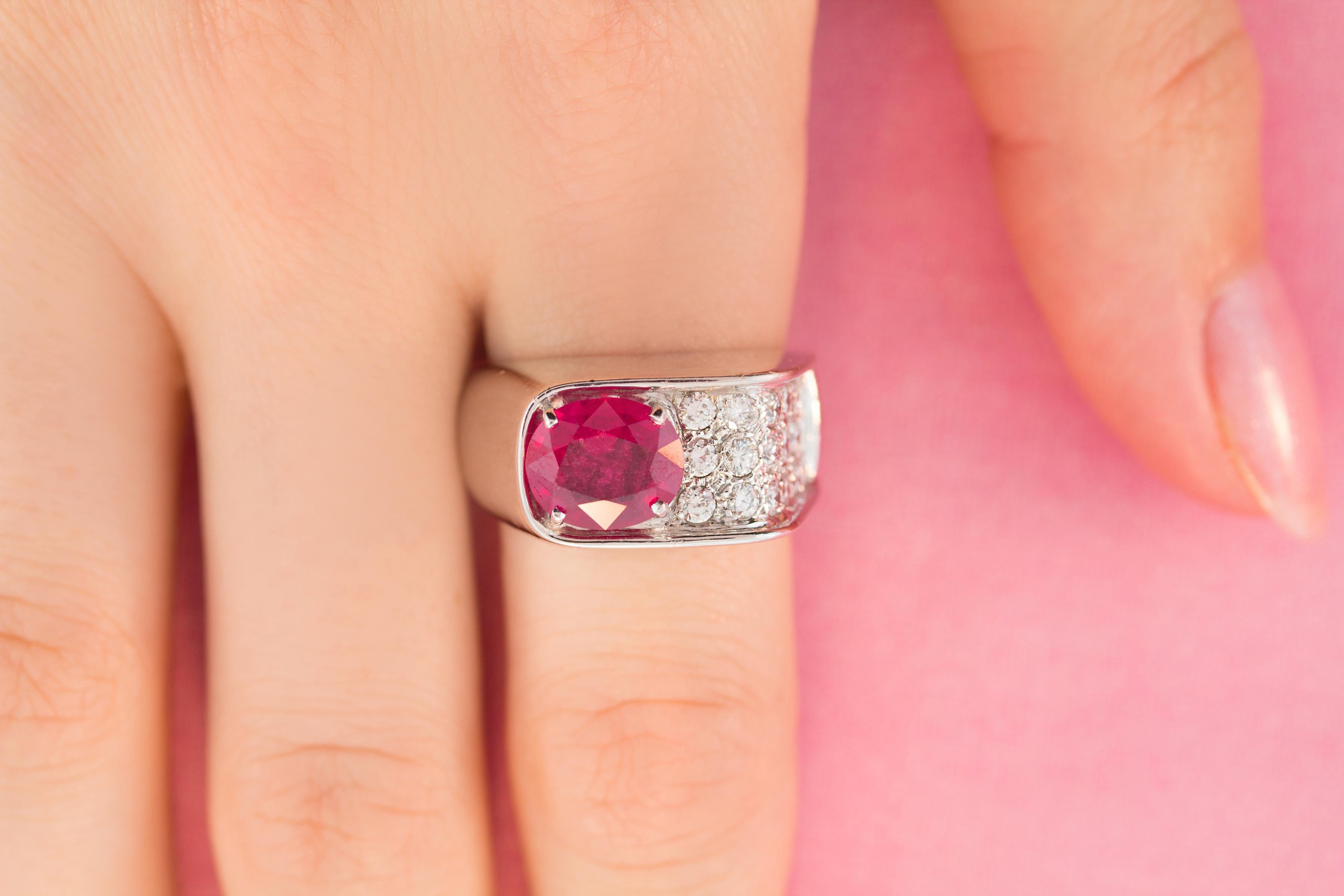 Oval Cut Ella Gafter Ruby Diamond Unisex Ring For Sale