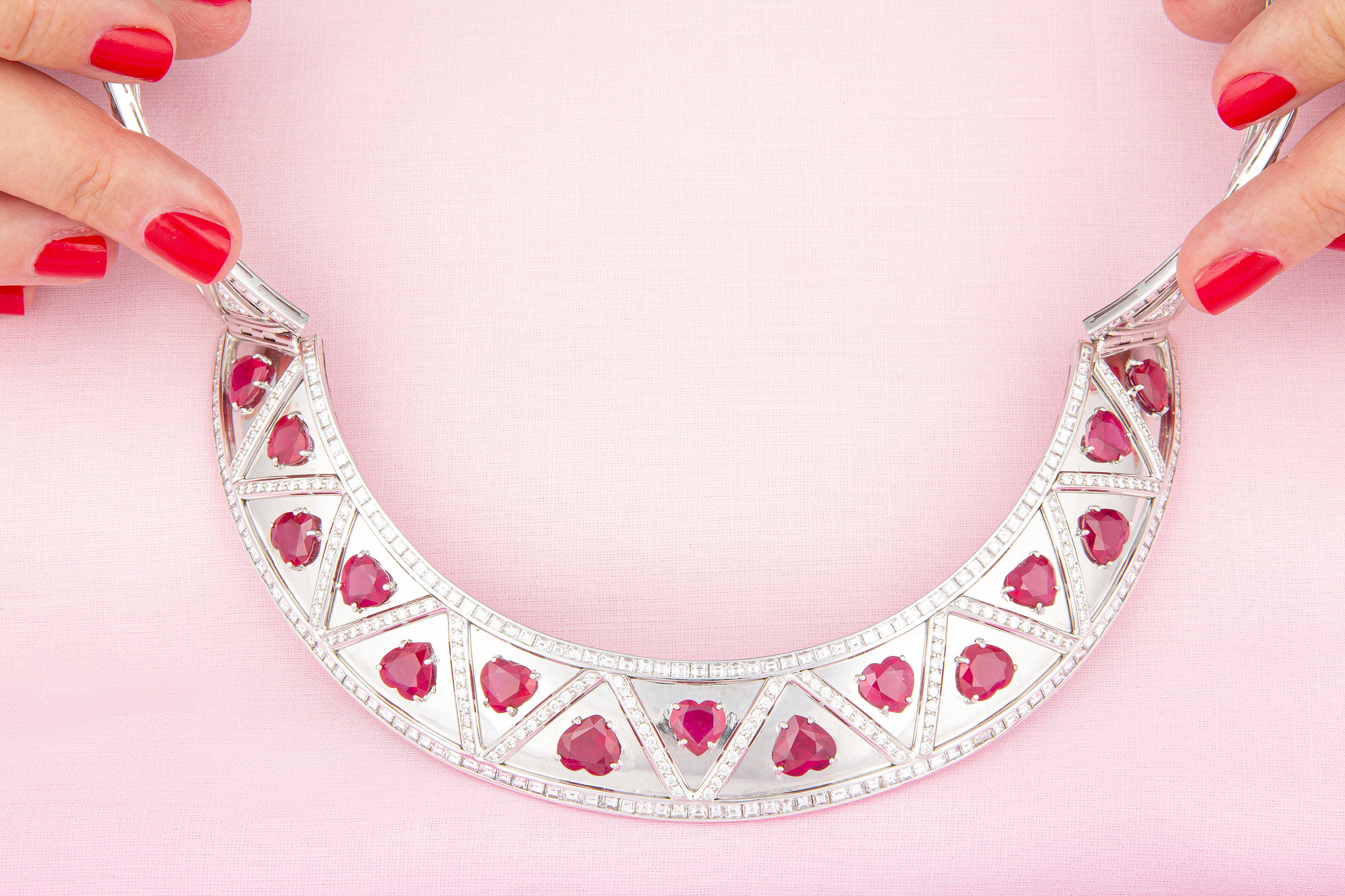 Set di collana e orecchini con diamanti e rubini a forma di cuore Design/One di Ella Gafter in vendita 5