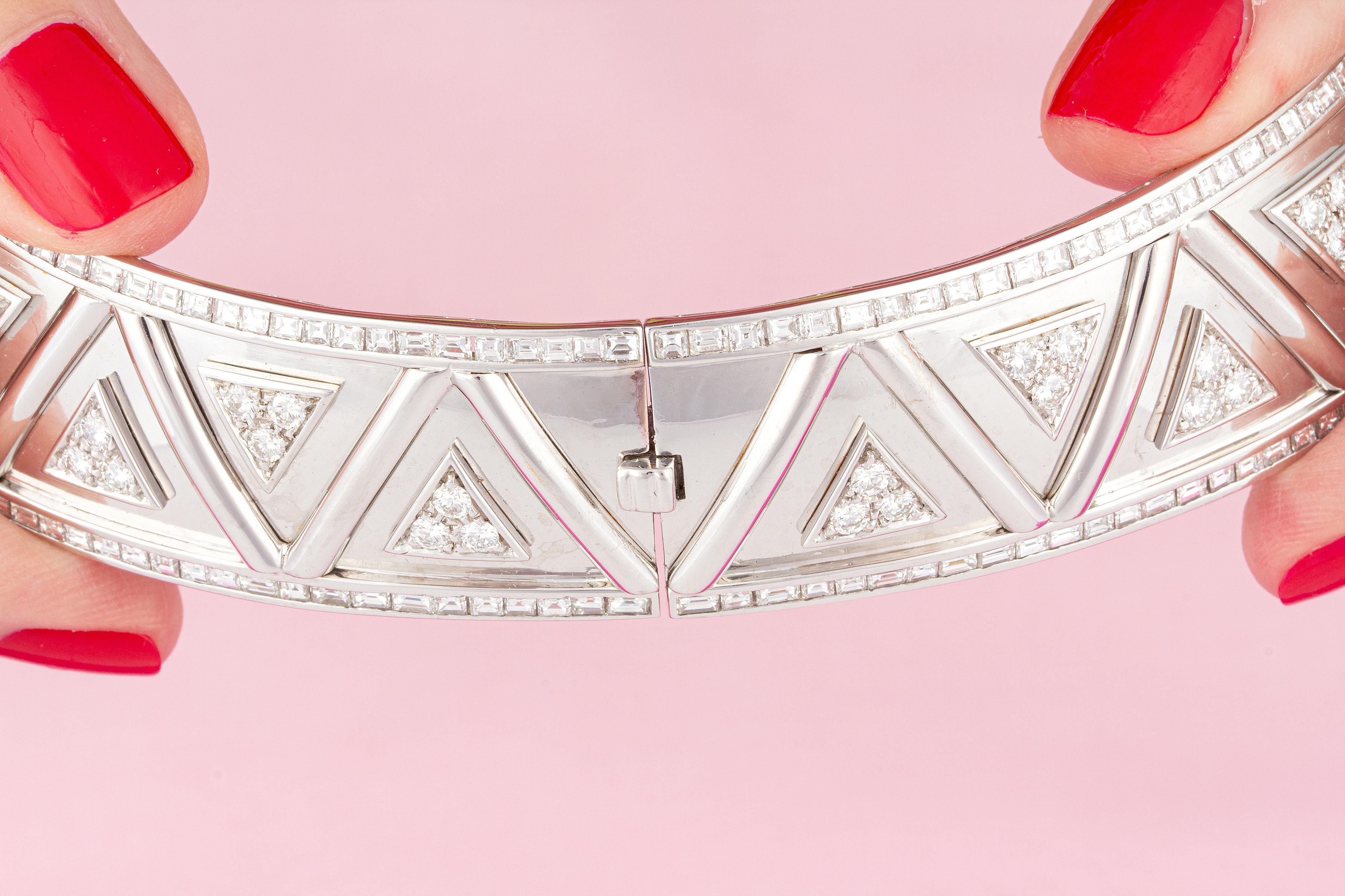 Set di collana e orecchini con diamanti e rubini a forma di cuore Design/One di Ella Gafter in vendita 2