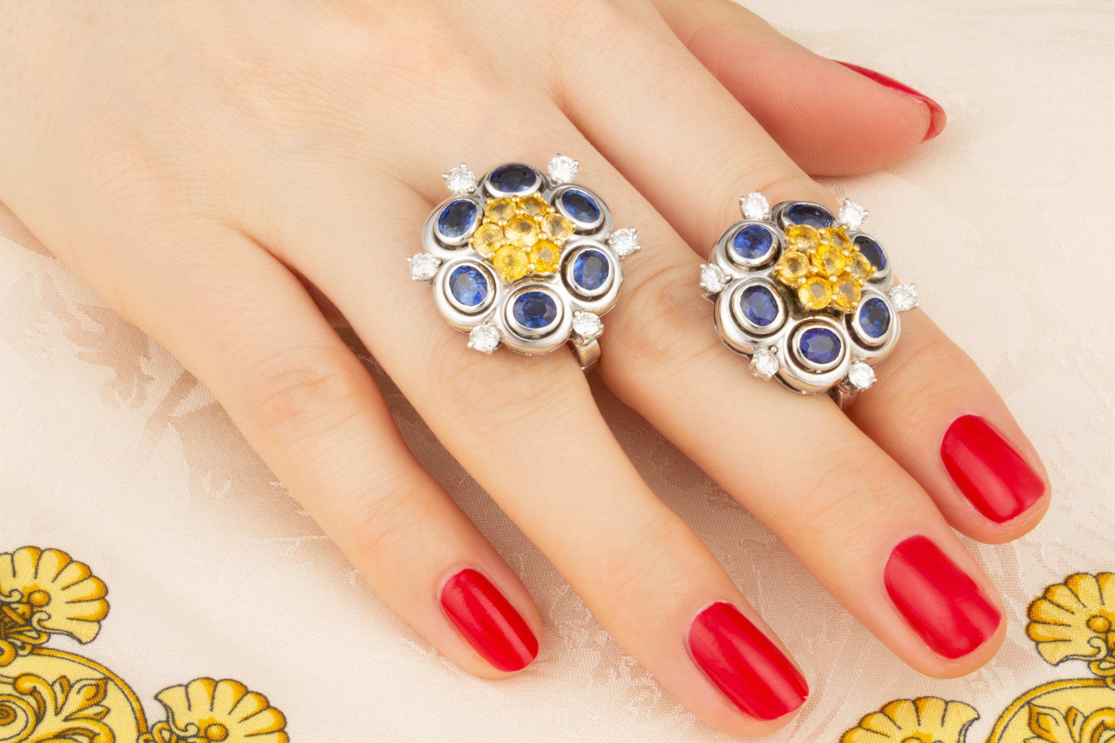 Boucles d'oreilles clip-on Cluster design Ella Gafter en saphir et diamants Neuf - En vente à New York, NY